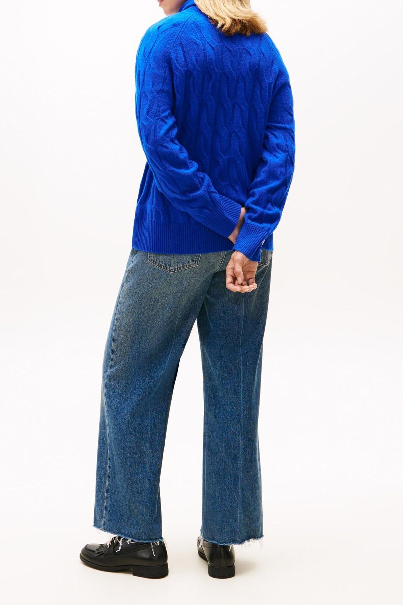SOFT WOOL CABLE ROLL NECK COBALT 3