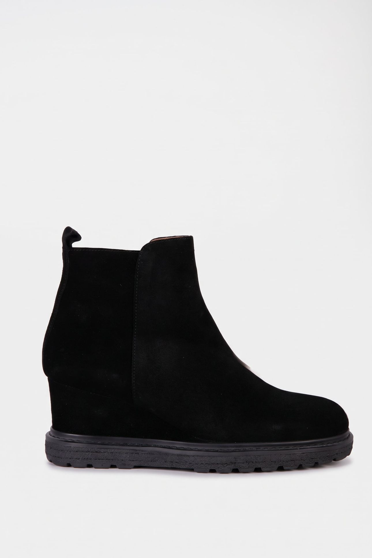 SORIA BLACK 5