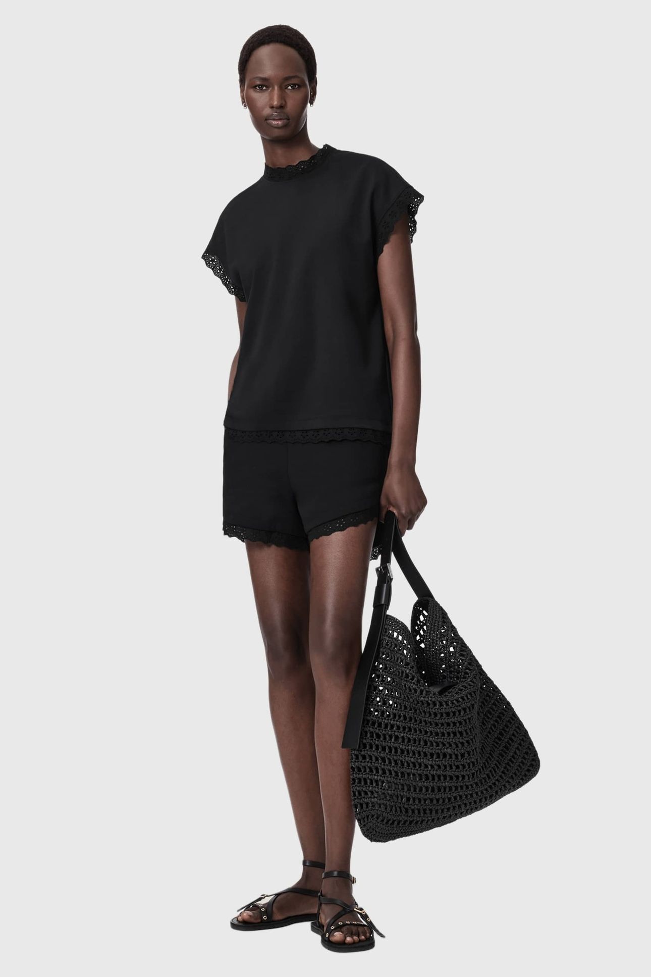 LELE LACE TANK BLACK 5