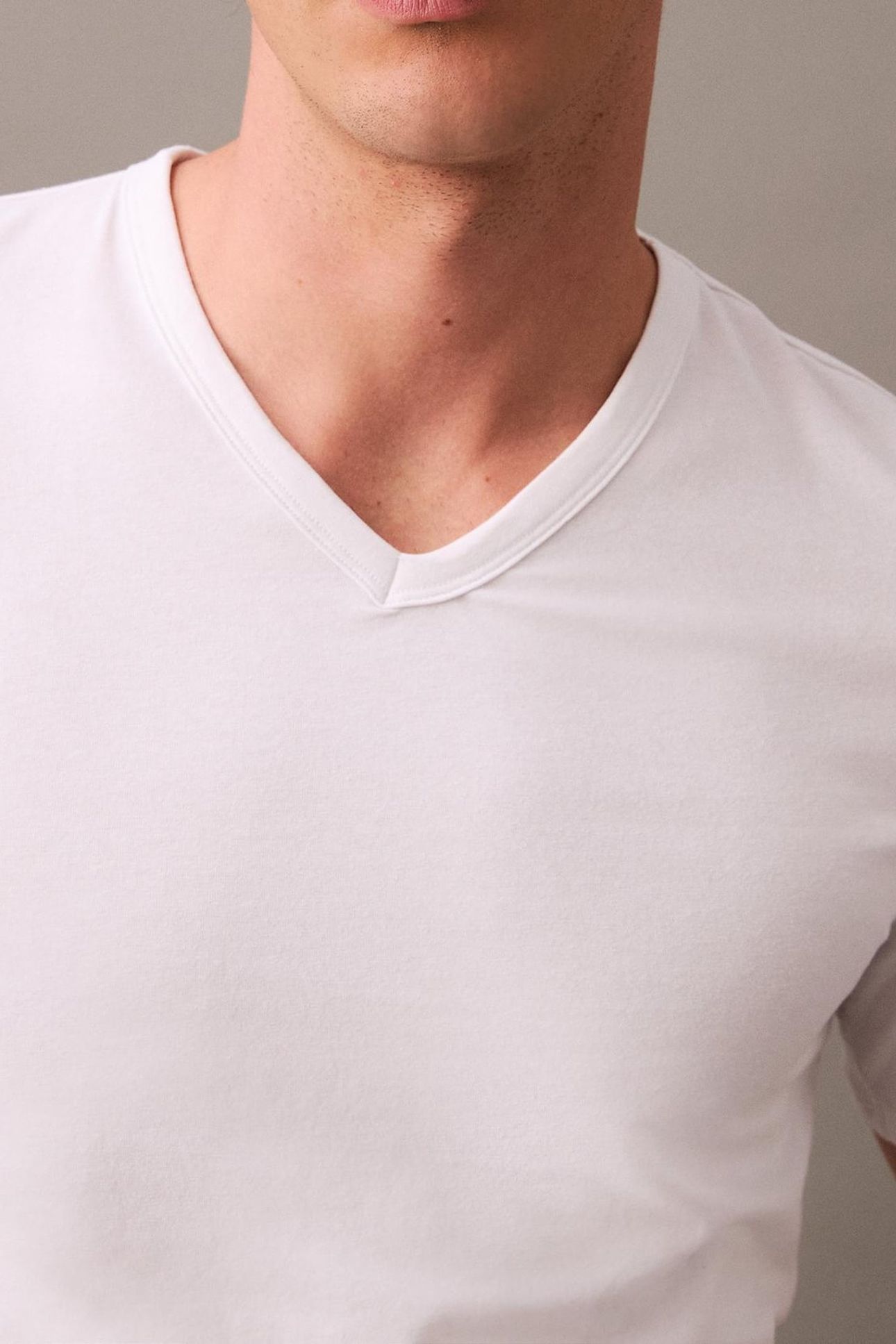 S/S V NECK 3-PACK WHITE 7