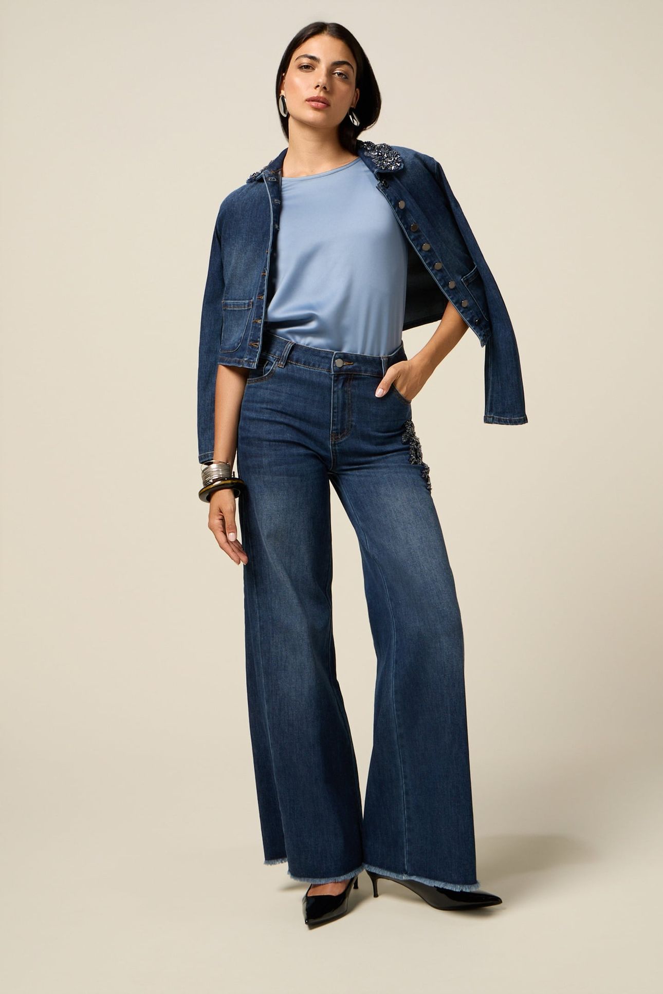 WIDE-LEG JEANS WITH JEWEL PATCHES BLUE 1