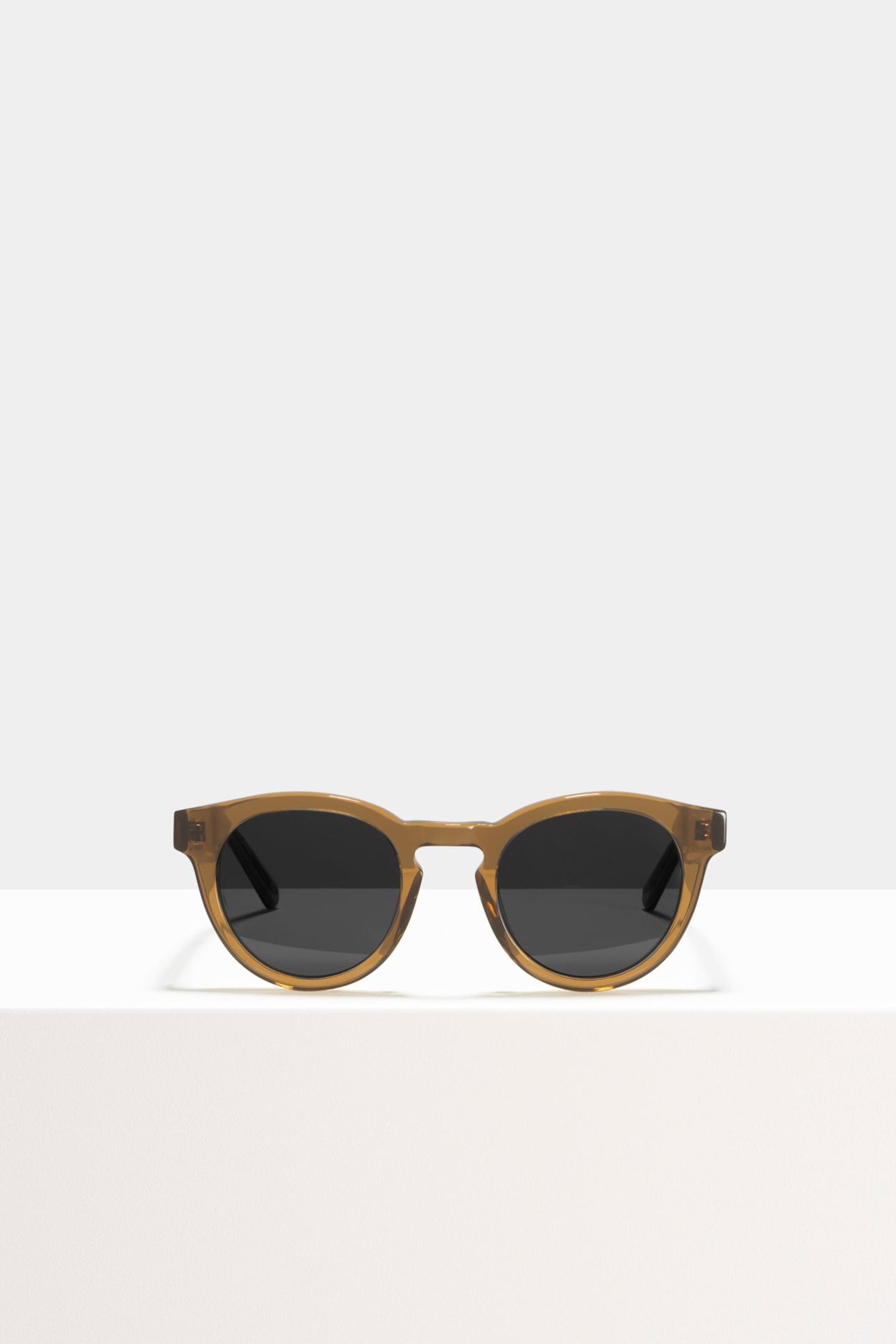 BYRON-GOLDEN-BROWN-V2-SUN 1
