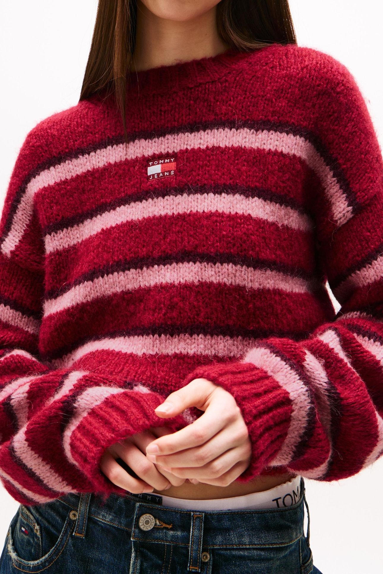 TJW BADGE STRIPE SWEATER RUBY RHUBARB/STRIPE 5