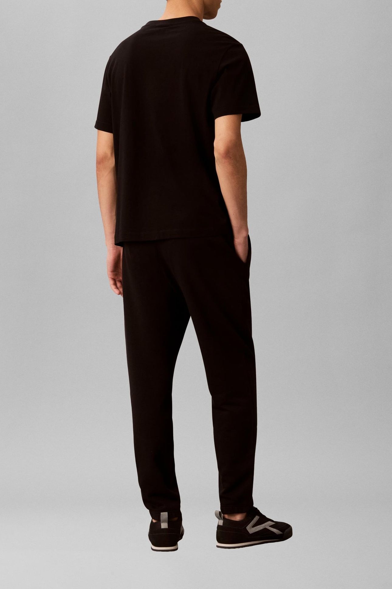 350TERRY MONOGRAM BLACK 2