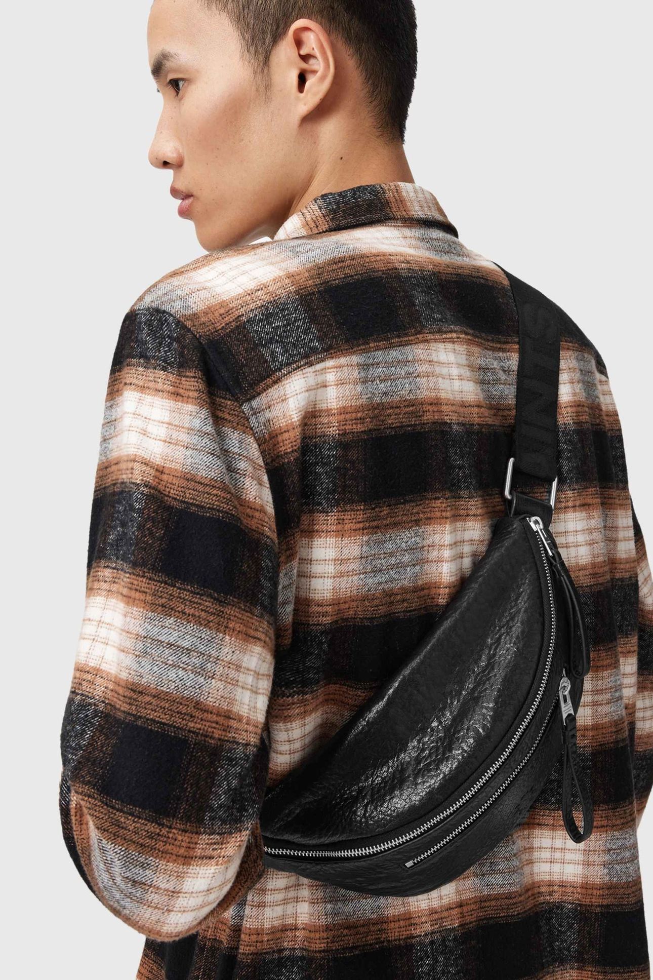 ITOKO LEATHER BUMBAG BLACK 5
