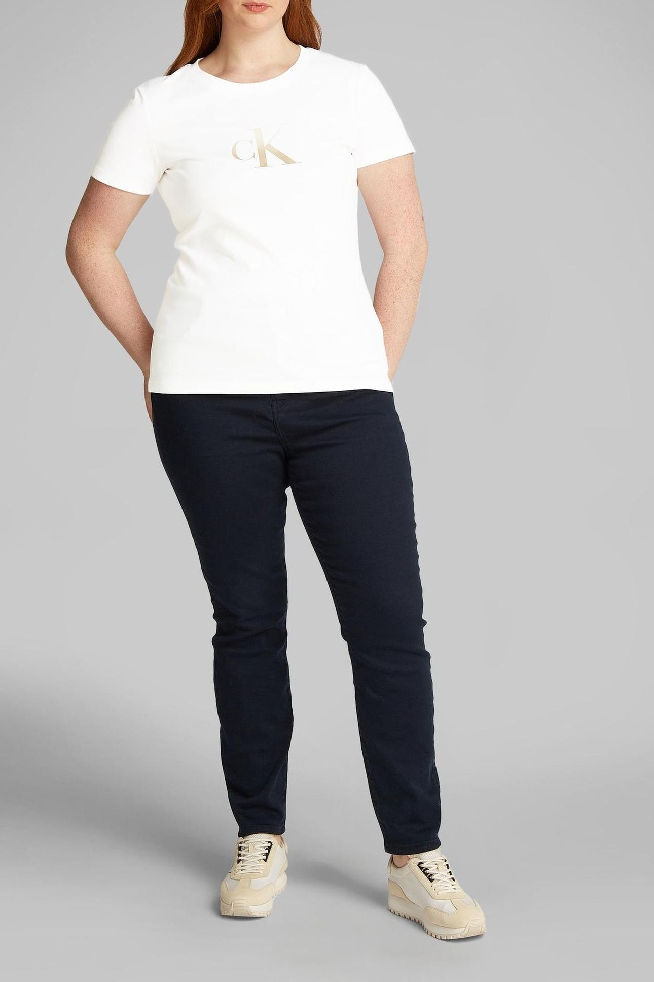 PLUS GRADIENT TEE BRIGHT WHITE 3