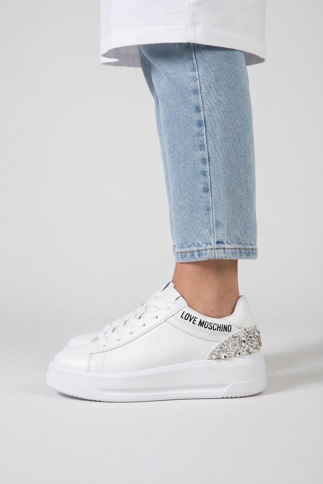 SNEAKERS WHITE 4