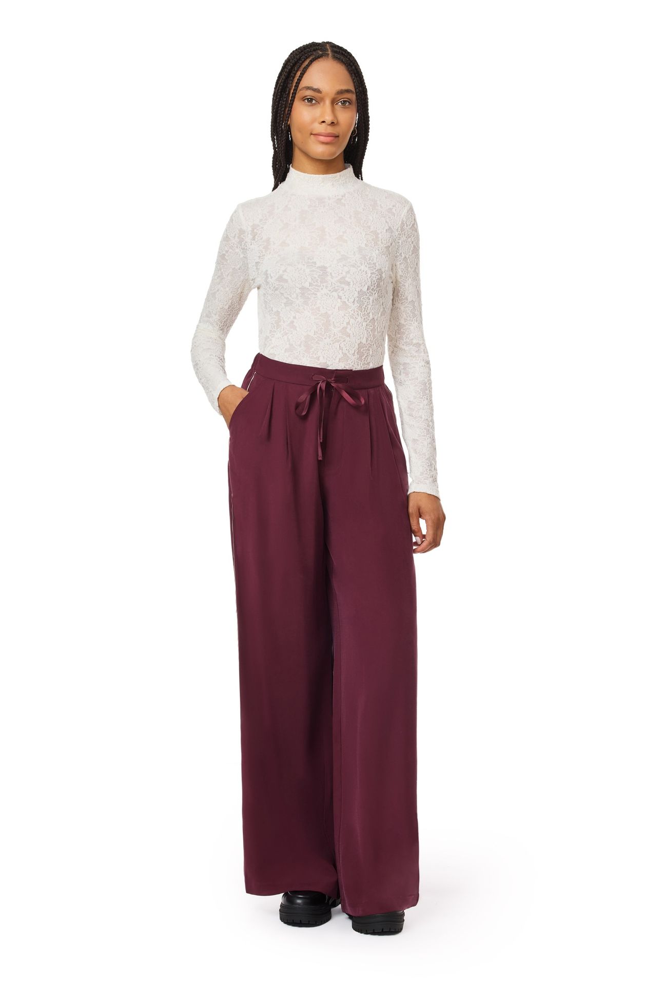 WIDE LAG PANT WITH TIE FIG 5
