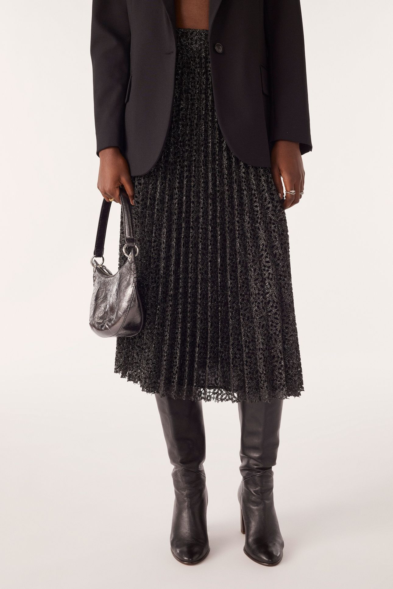 MID-LENGTH SKIRT BLACK 2