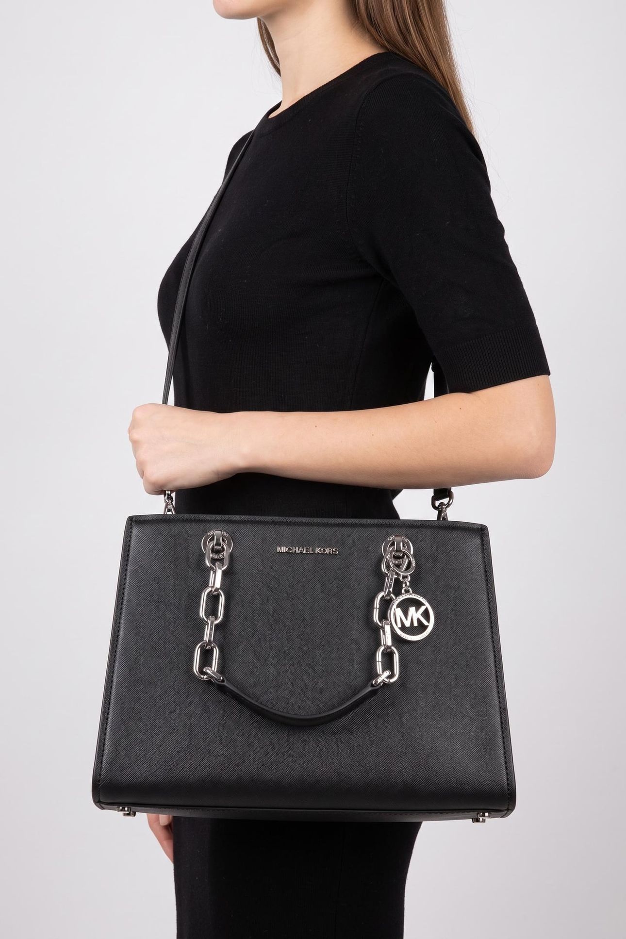 MEDIUM SATCHEL BLACK 3