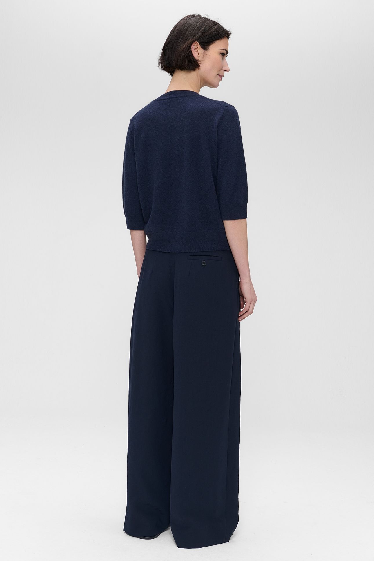 CASHMERE SHORT SLEEVE CARDIGAN MIDNIGHT BLUE 3