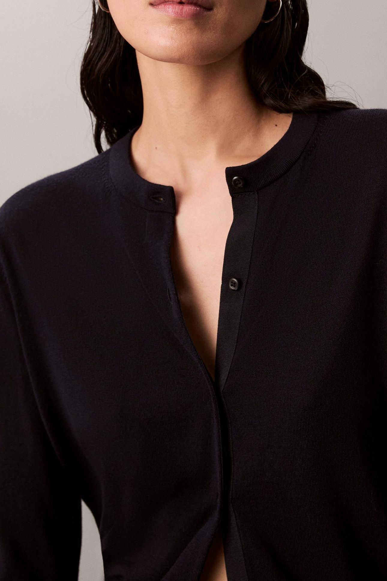 MERINO CARDIGAN BLACK 6