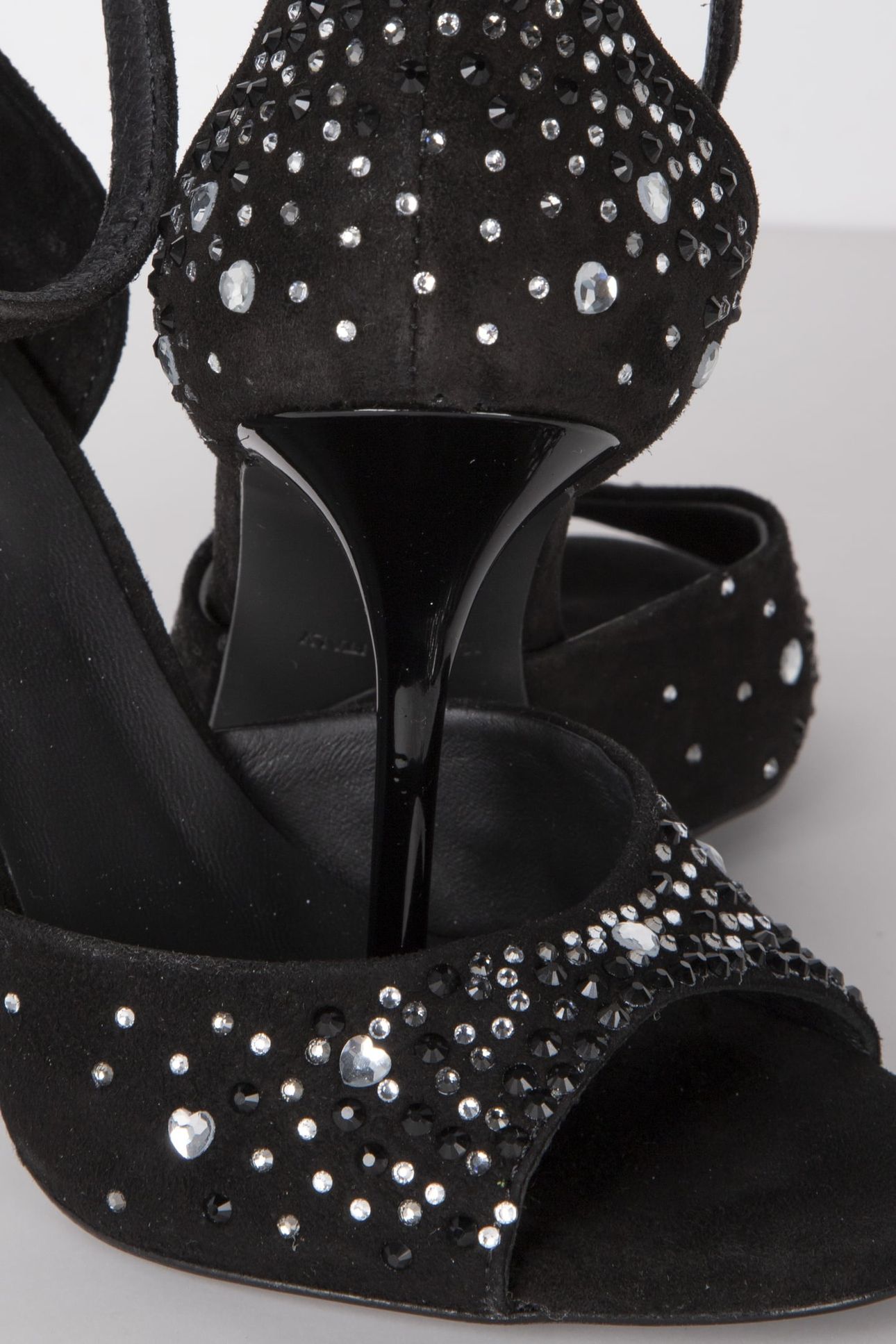 SANDALS BLACK 2