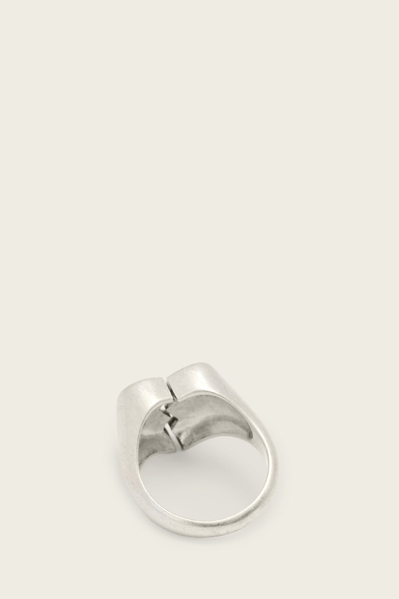 BROKEN HEART RING SILVER 5