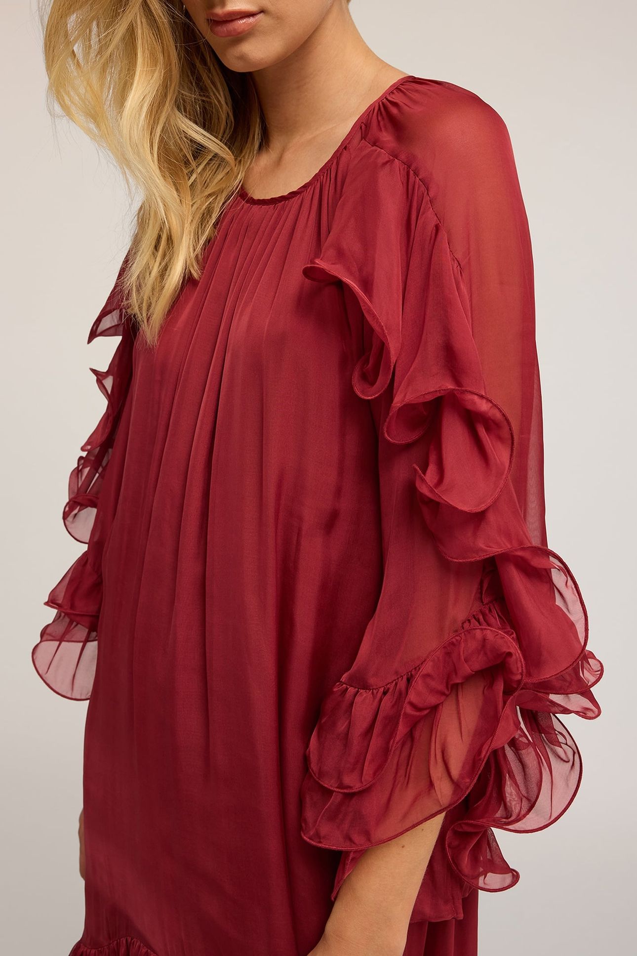 SHORT DRESS WITH RUFFLES BURGUNDY 5