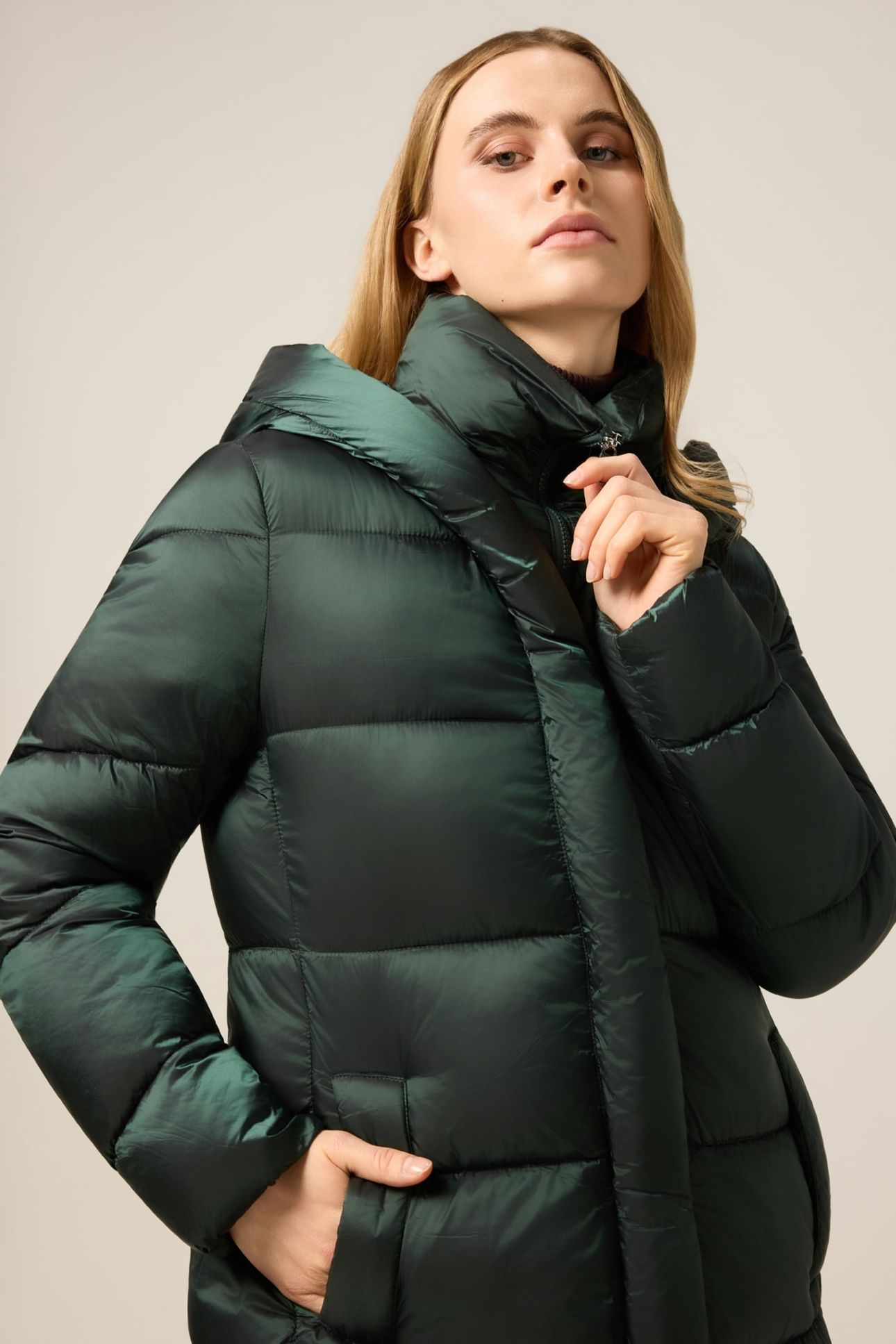 LONG NYLON DOWN JACKET WITH HOOD GREEN 4