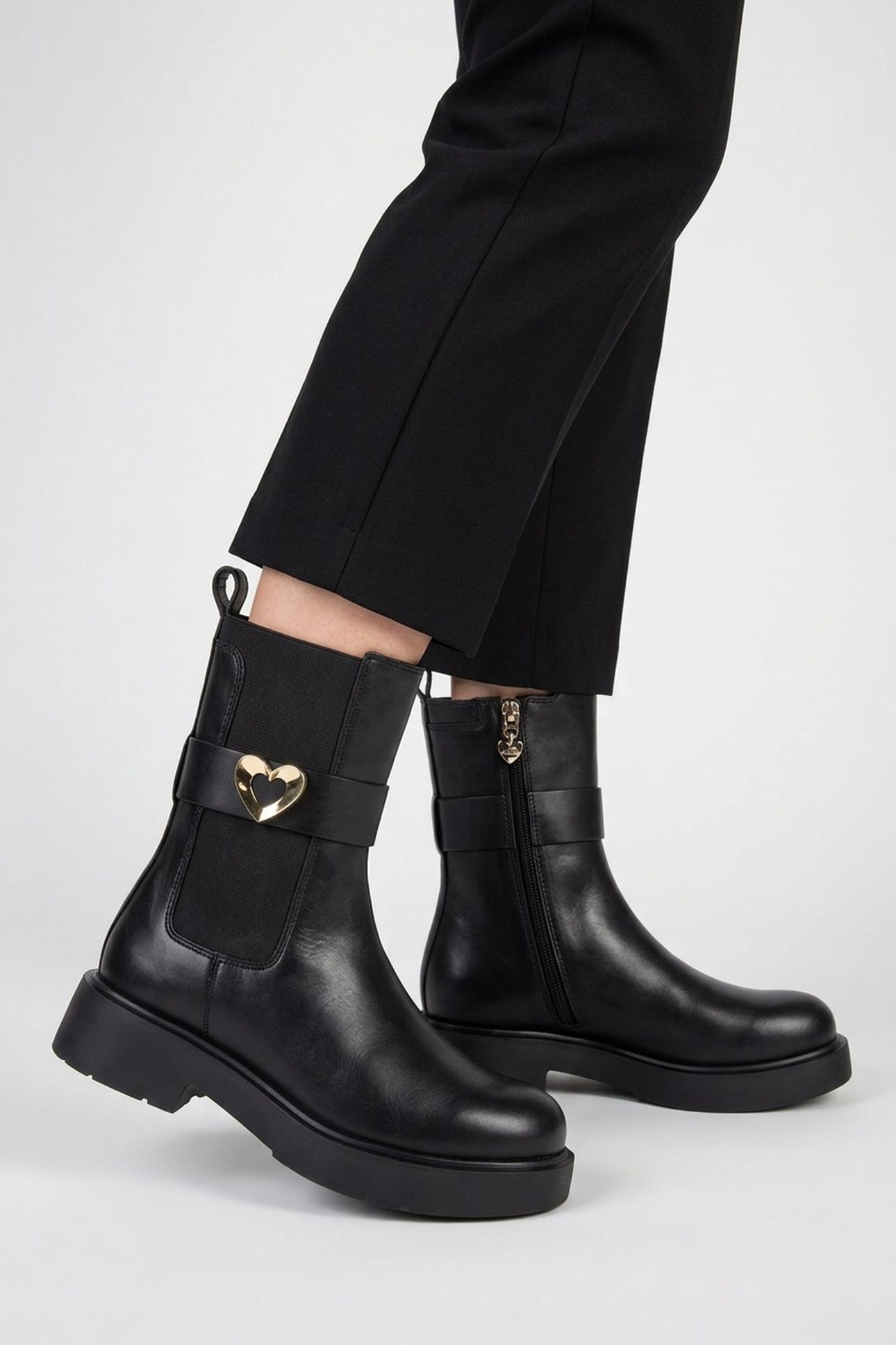 BOOTS BLACK 3