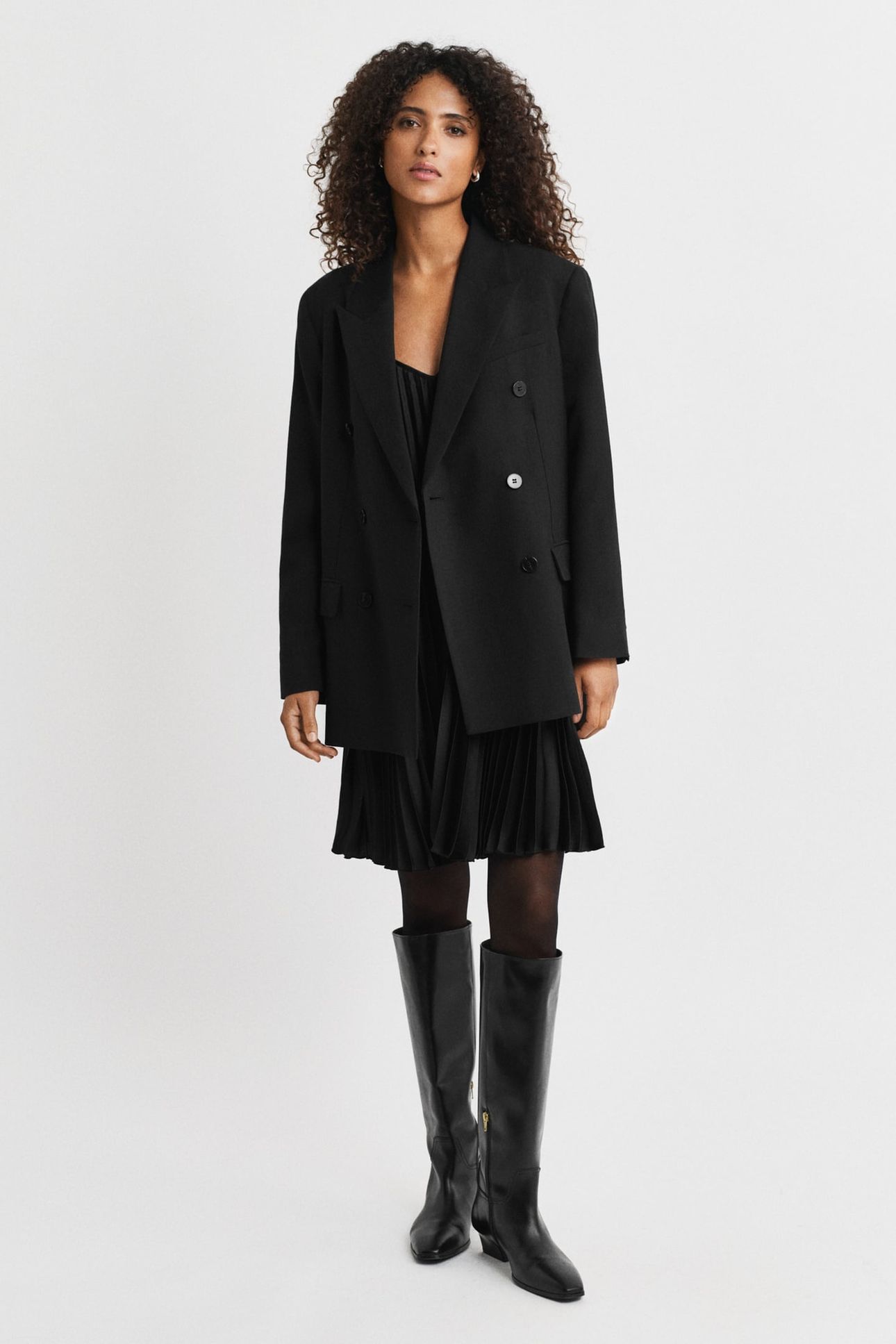 SATEEN PLEATED MINI STRAP DRESS BLACK 2