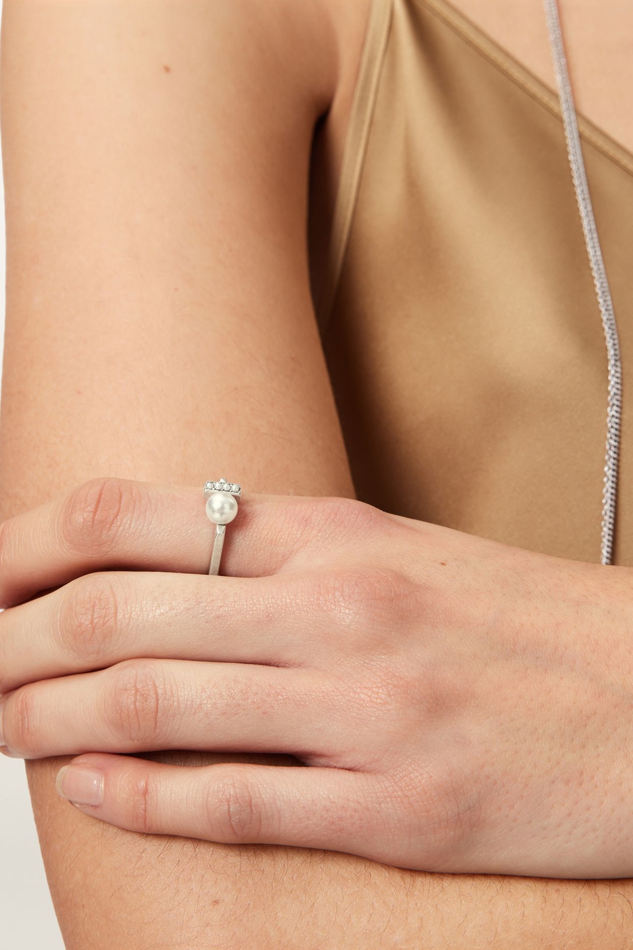 NELLIE RING WARM SILVER 3