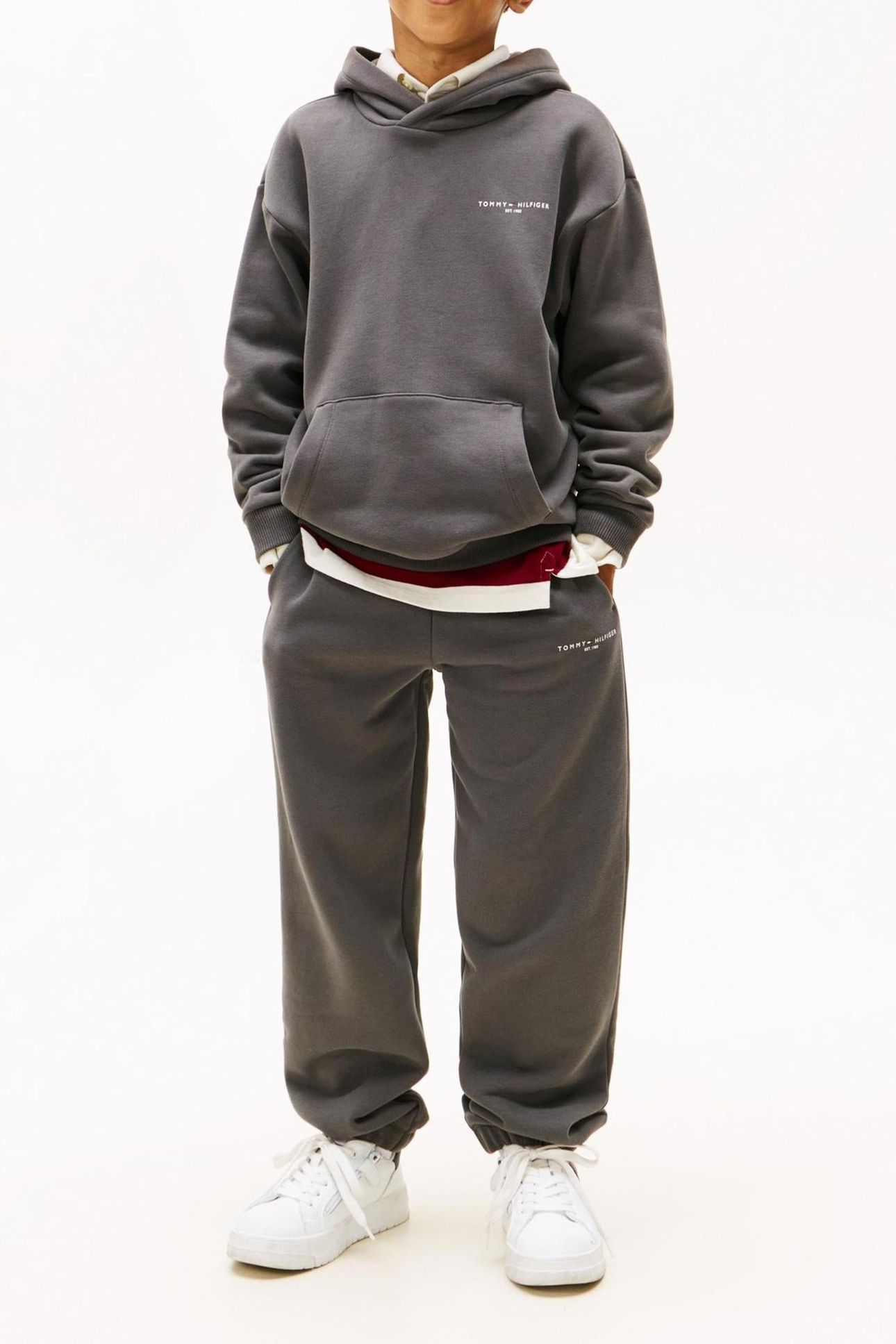 UNISEX MINI CORP HOODIE WASHED BLACK 2