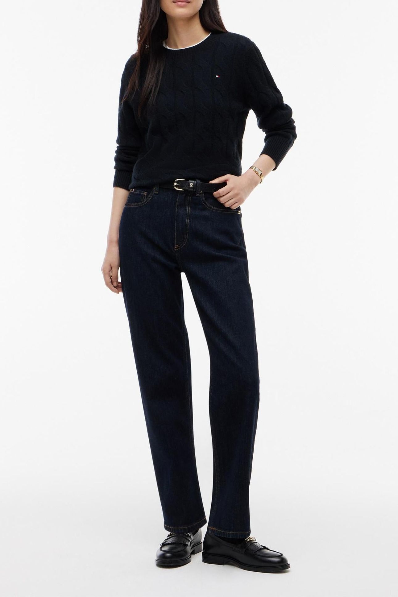 SOFT WOOL CABLE C-NECK BLACK 2