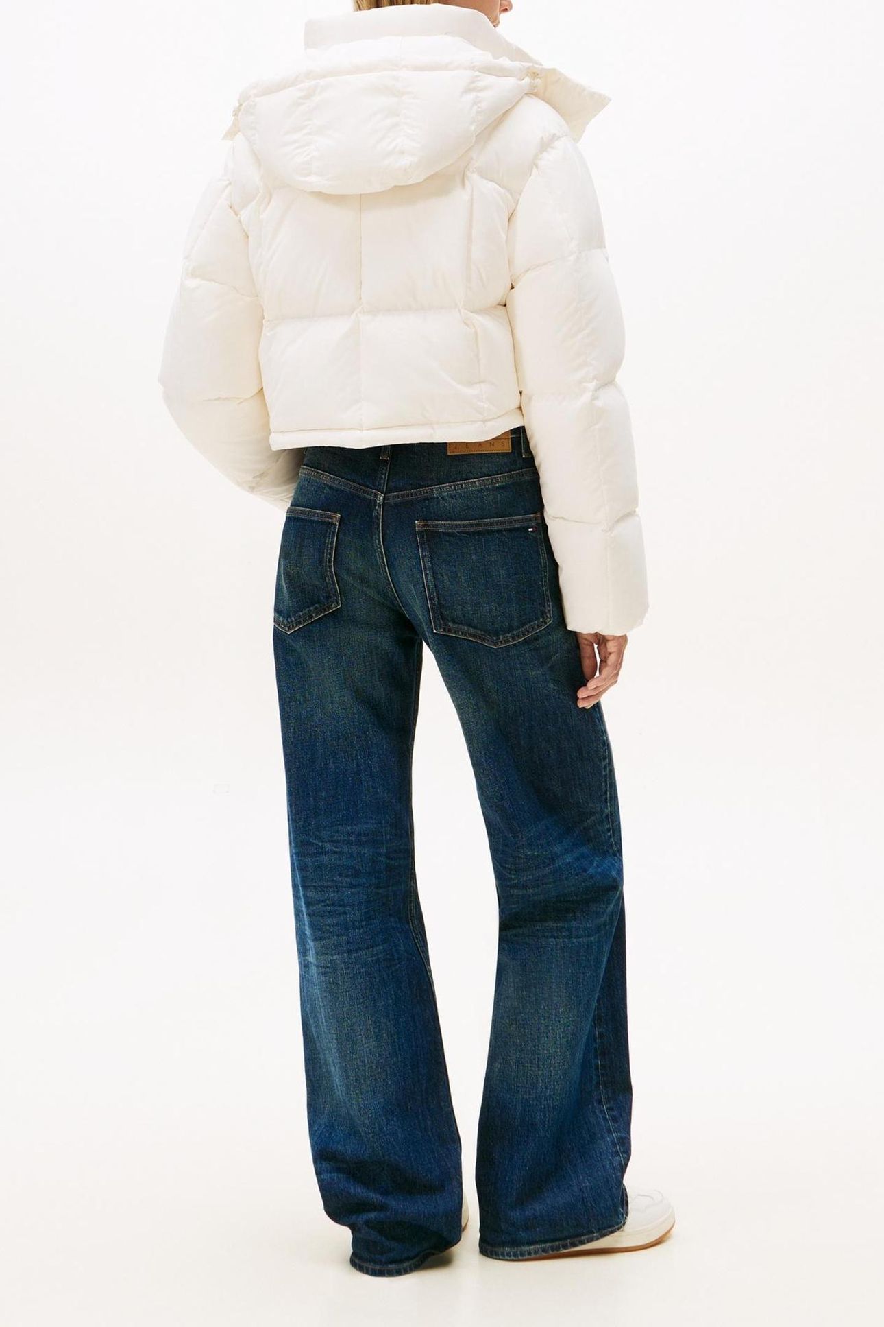 TJW ALASKA GRID CRP OFF WHITE 2