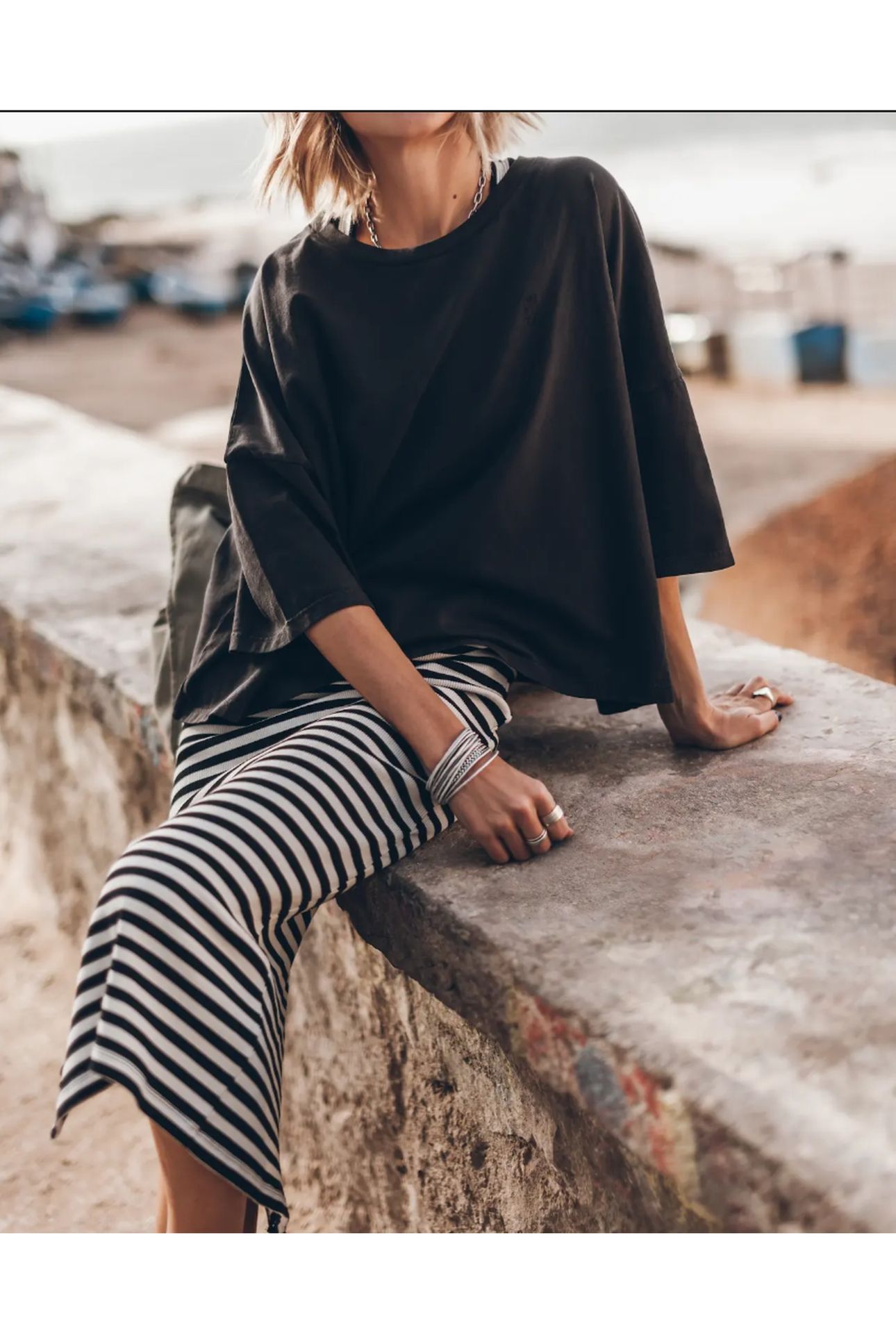 THE DARK LOOSE COTTON T-SHIRT 5