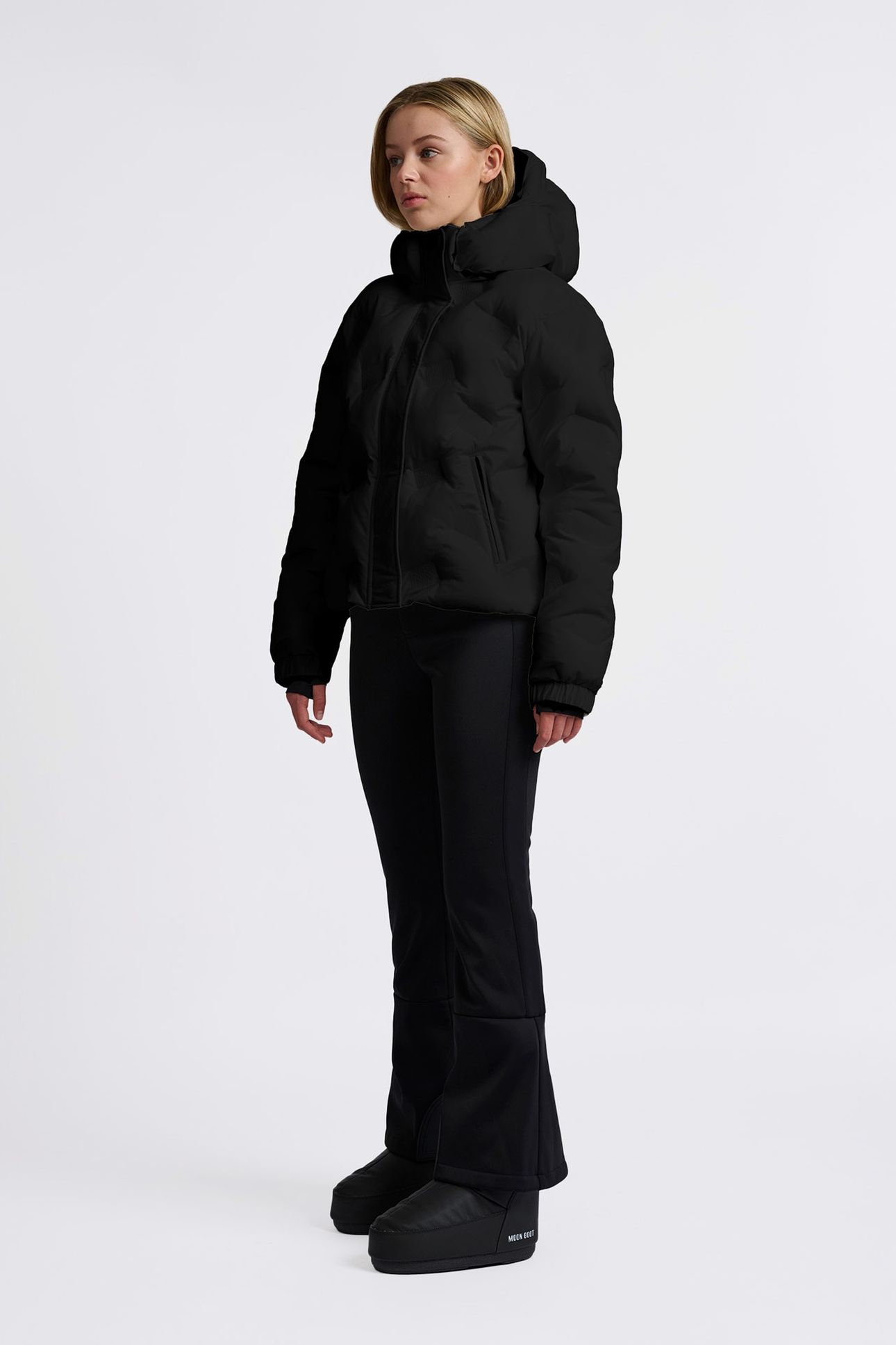 YVIE SKI JACKET BLACK 4