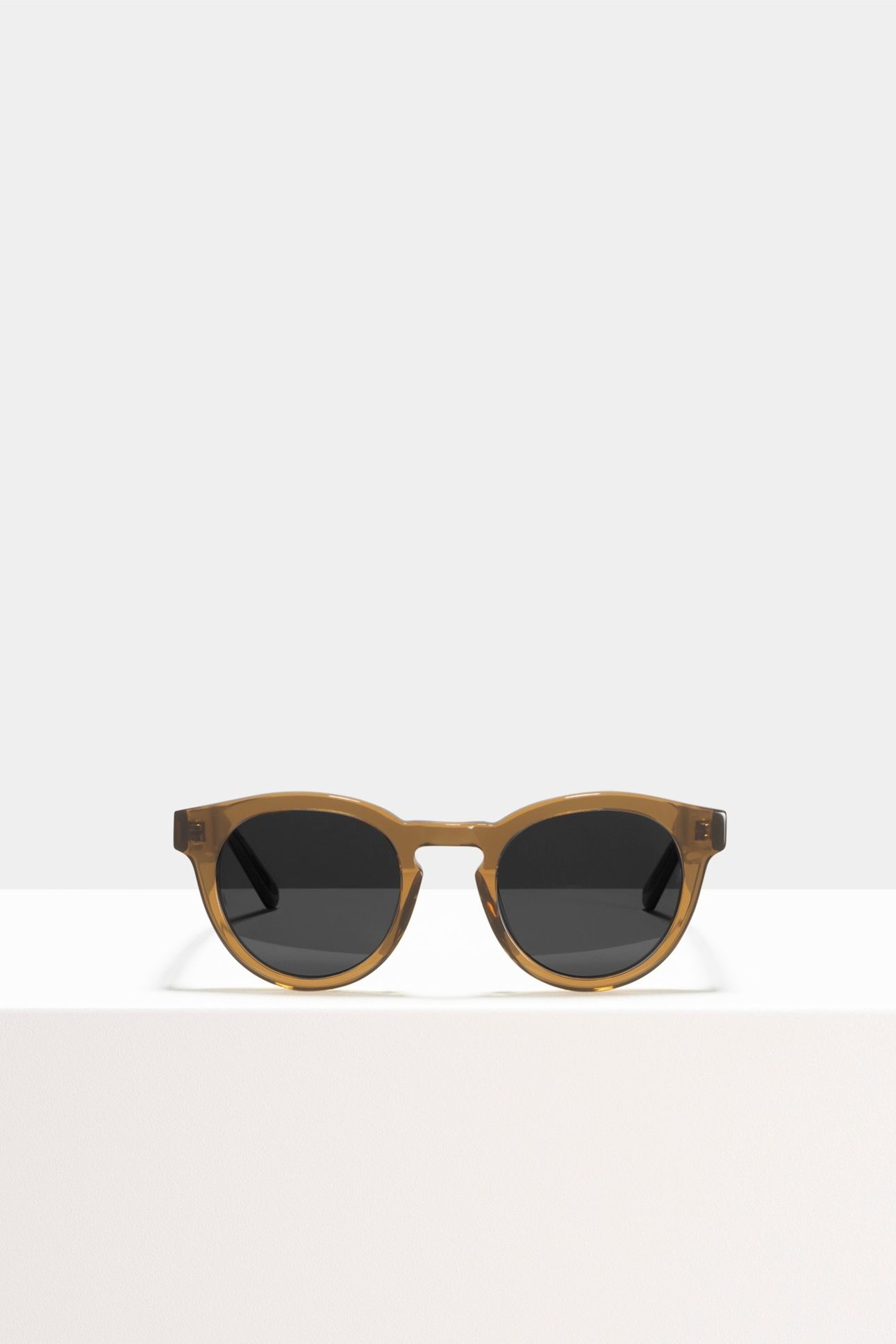 BYRON-GOLDEN-BROWN-V2-SUN 3