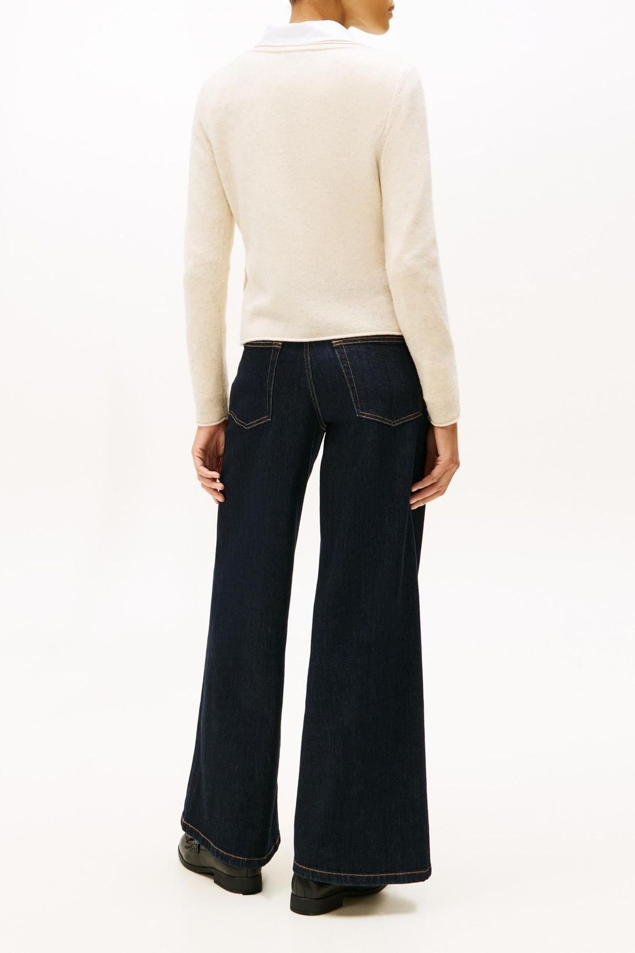 SOFT WOOL V-NECK LOOSE SWEATER HEATHER OATMILK 3