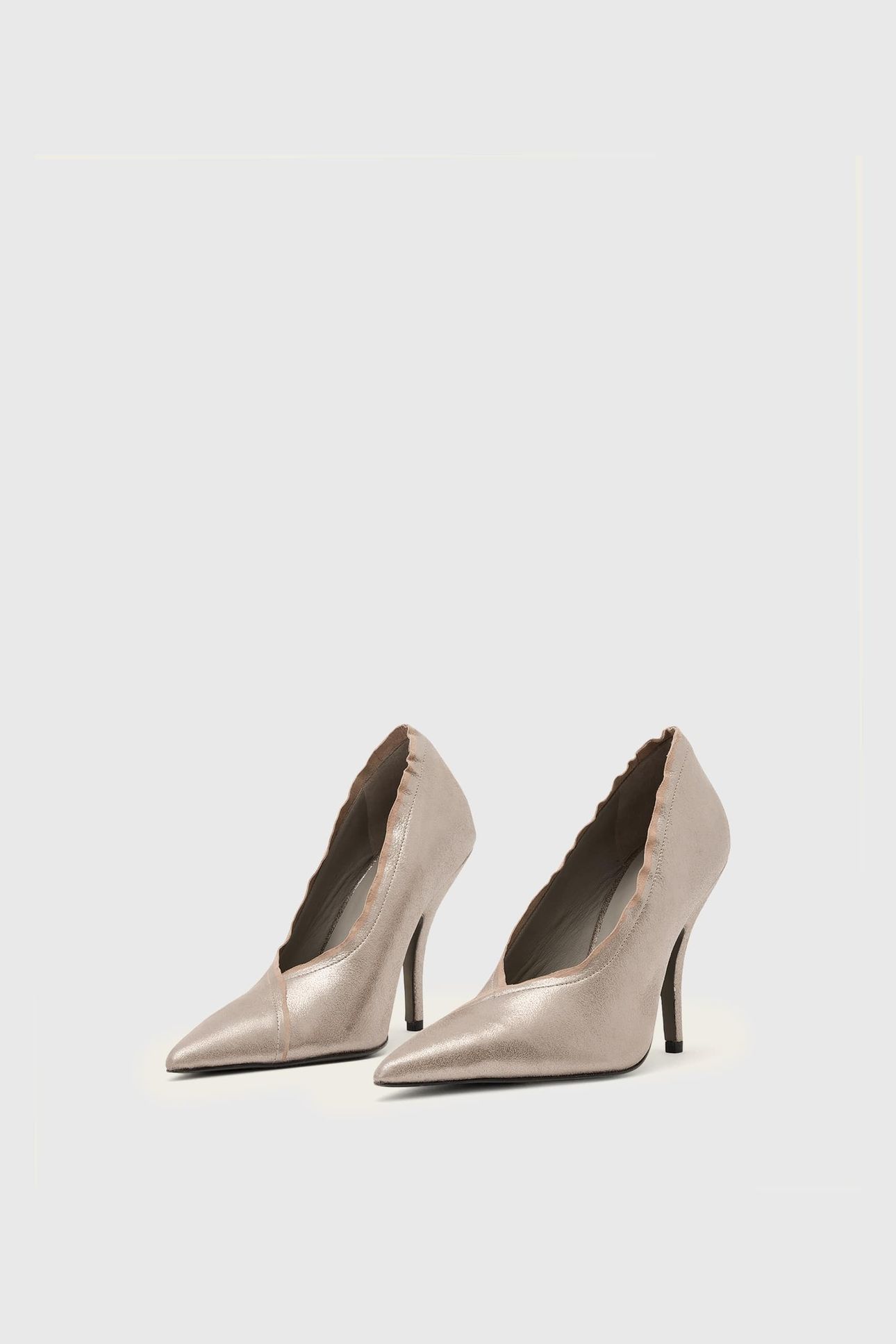 VERA COURT SHOE SILVER 2