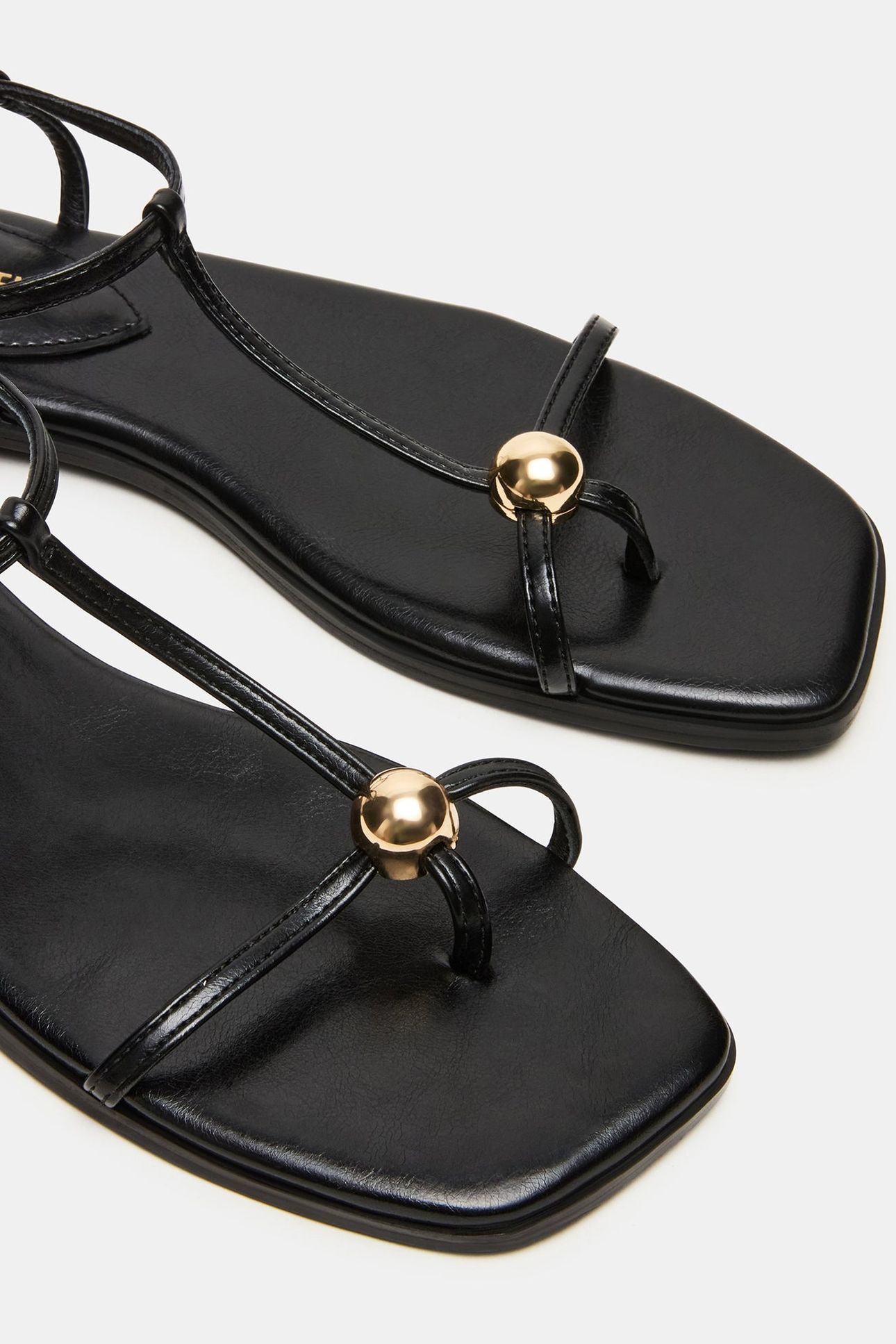 RITZY SANDALS BLACK 6