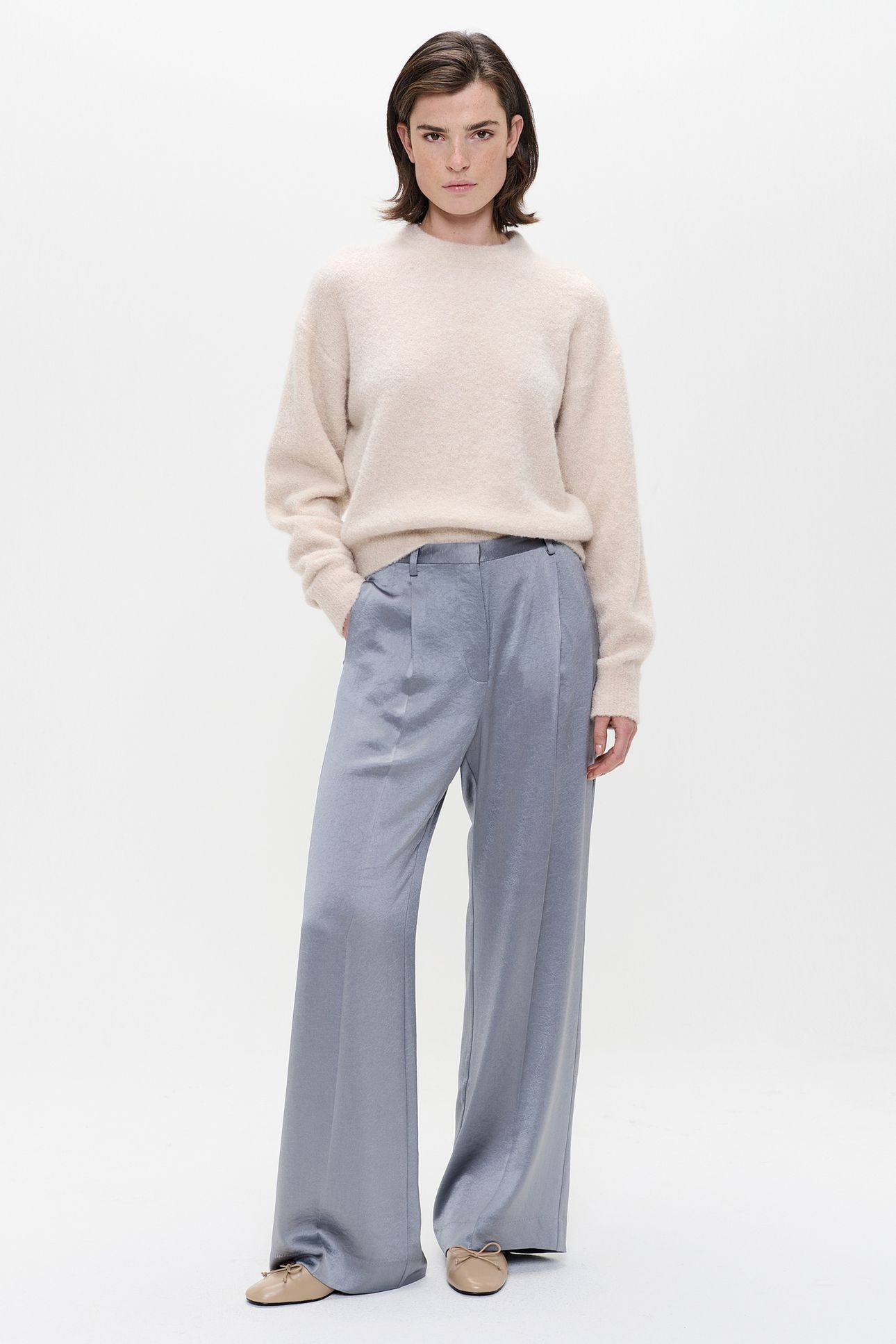 CREW NECK WOOL BOUCLE PULLOVER ALMOND 1