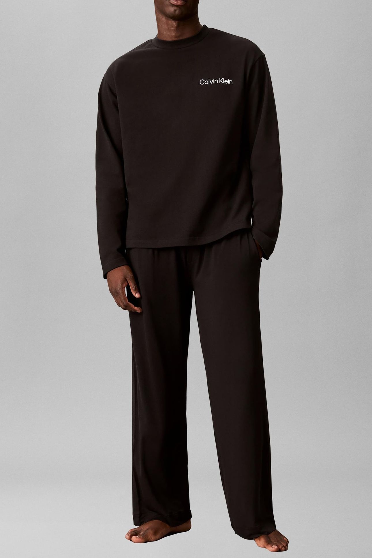 L/S CREW NECK BLACK 3