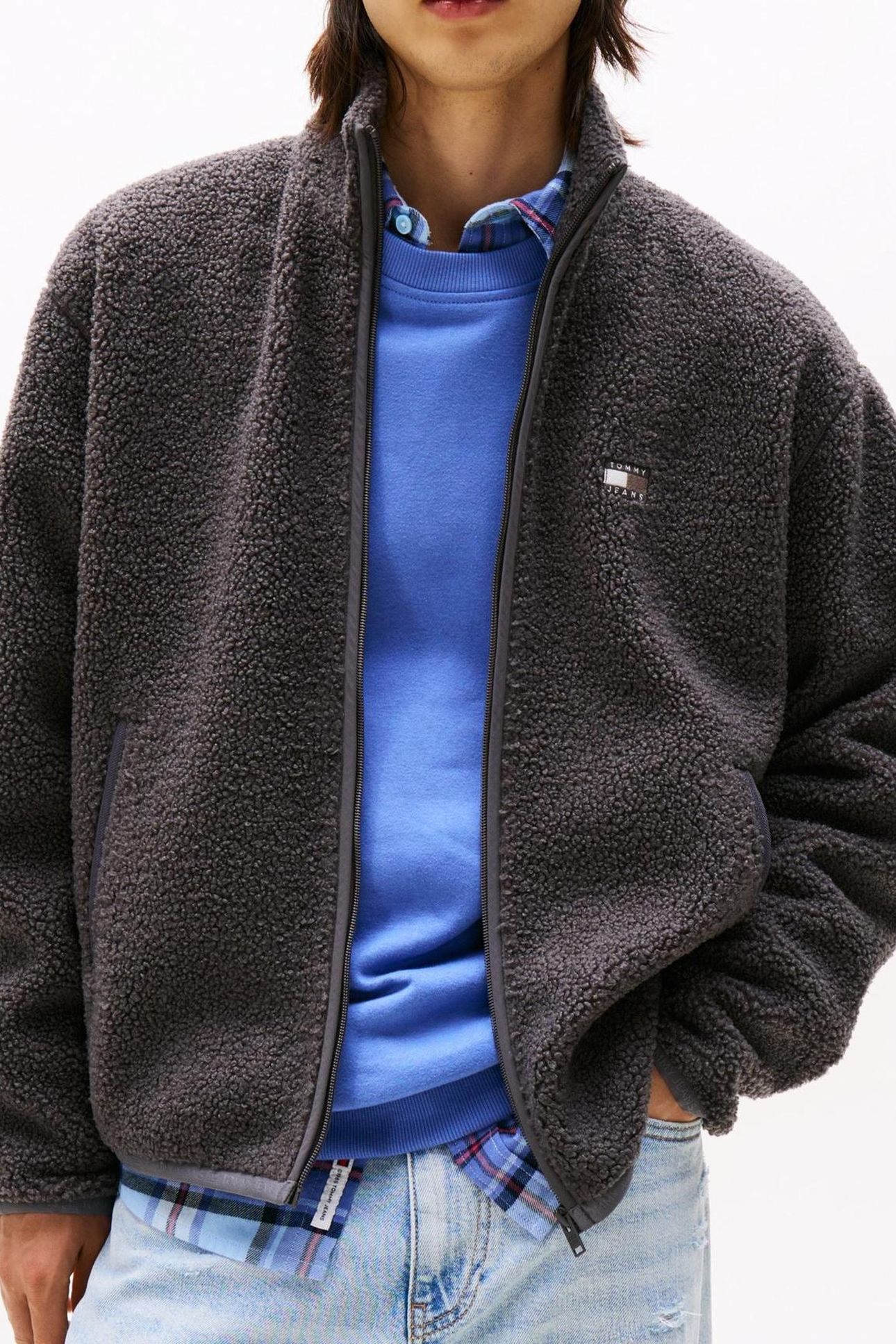 TJM RELAXED BADGE FULL ZIP WASHED BLACK 1