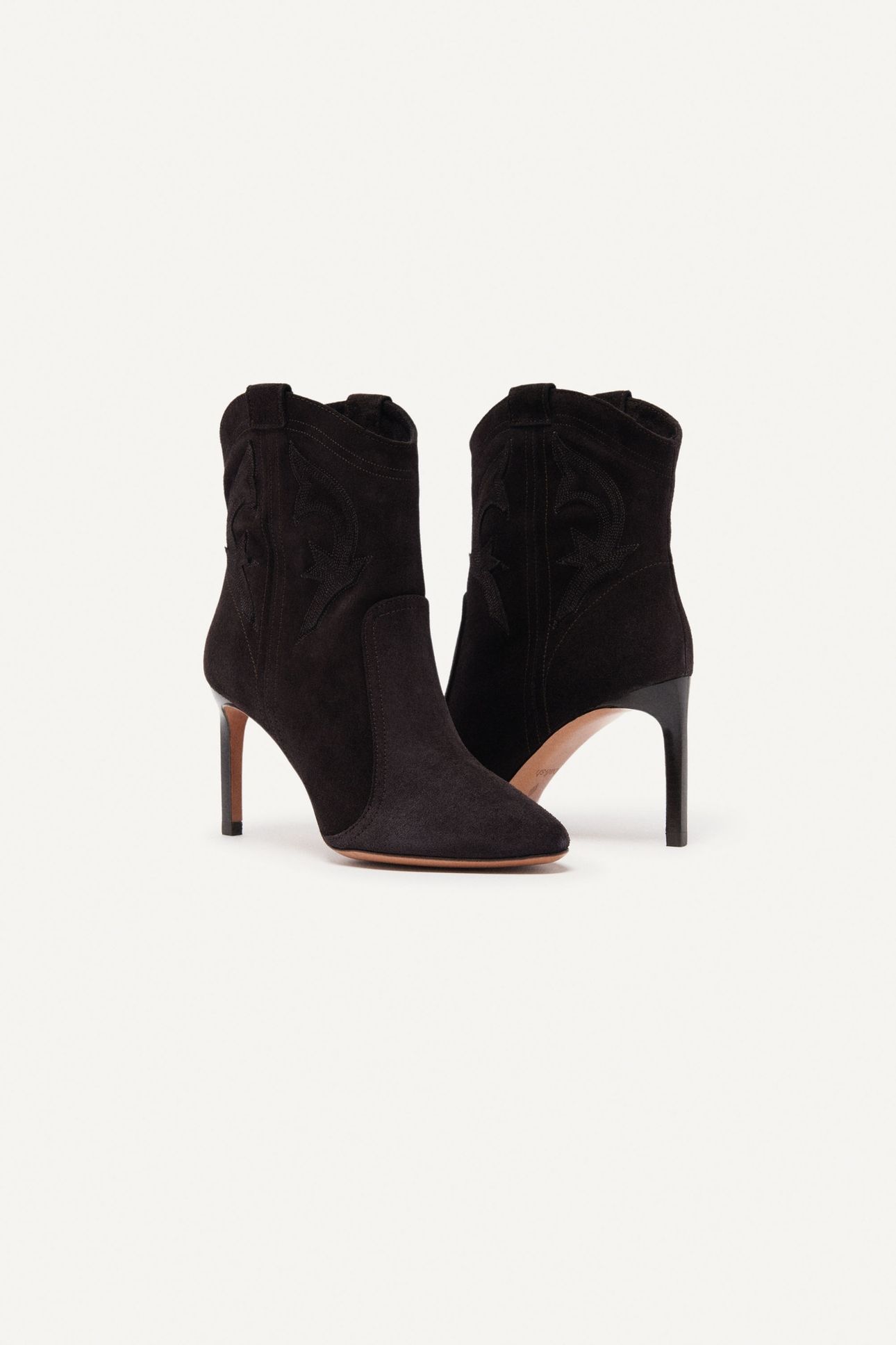 ANKLE BOOTS RAISIN 3