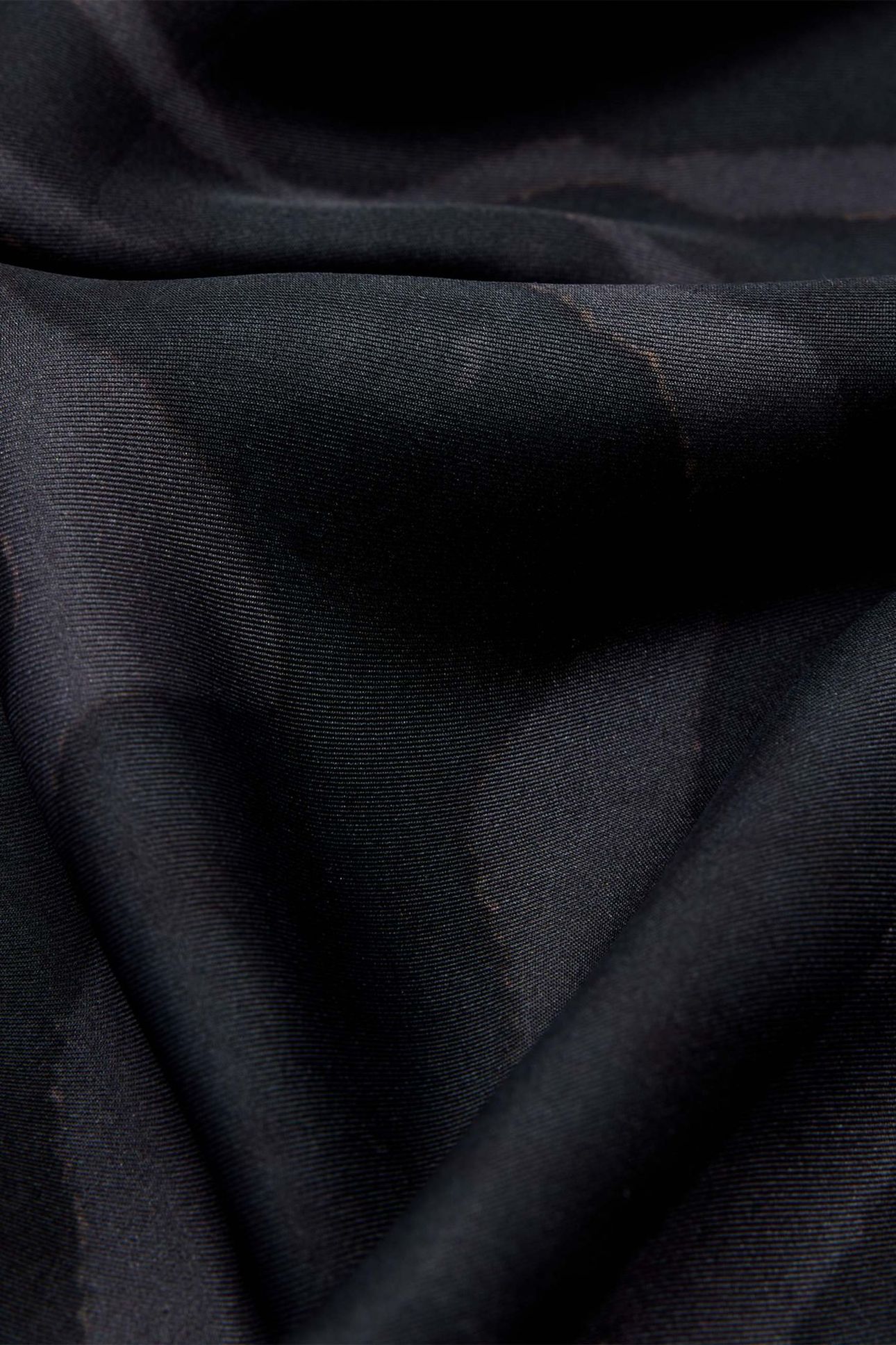 ZOEY SQUARE SCARF BLACK 5