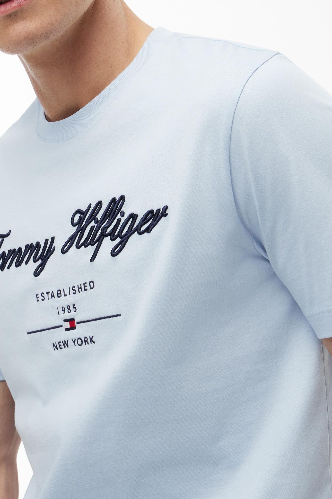 SCRIPT LOGO TEE BREEZY BLUE 5