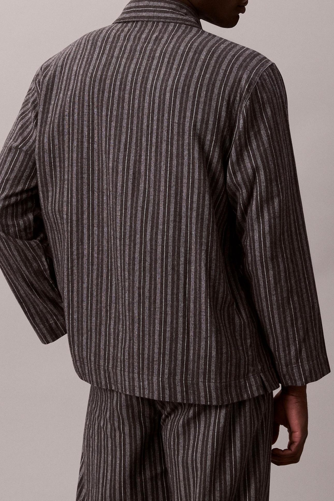 L/S BUTTON DOWN TOP SMOKED PEARL 2