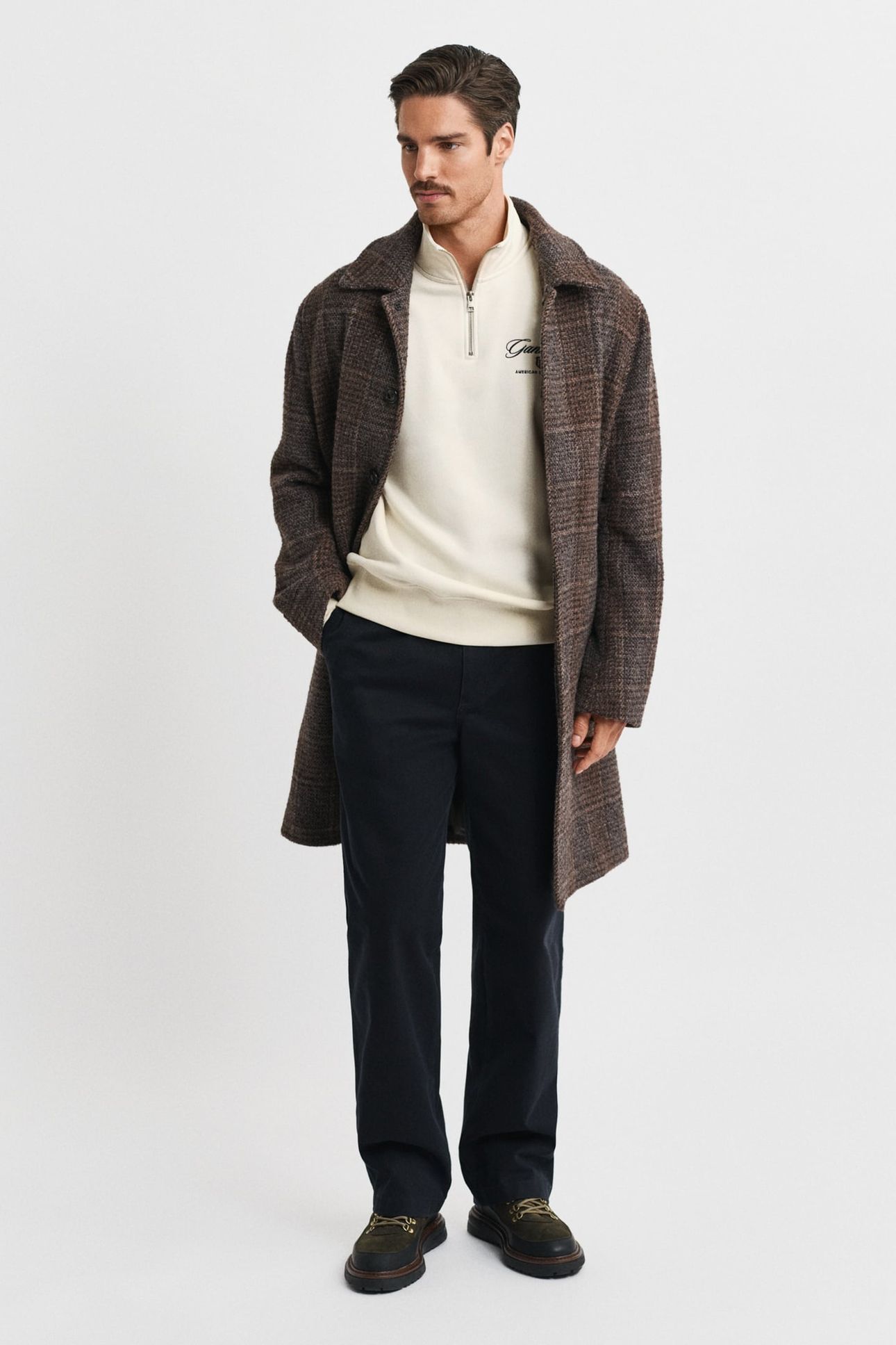 GRAPHIC HALF ZIP CREAM 3