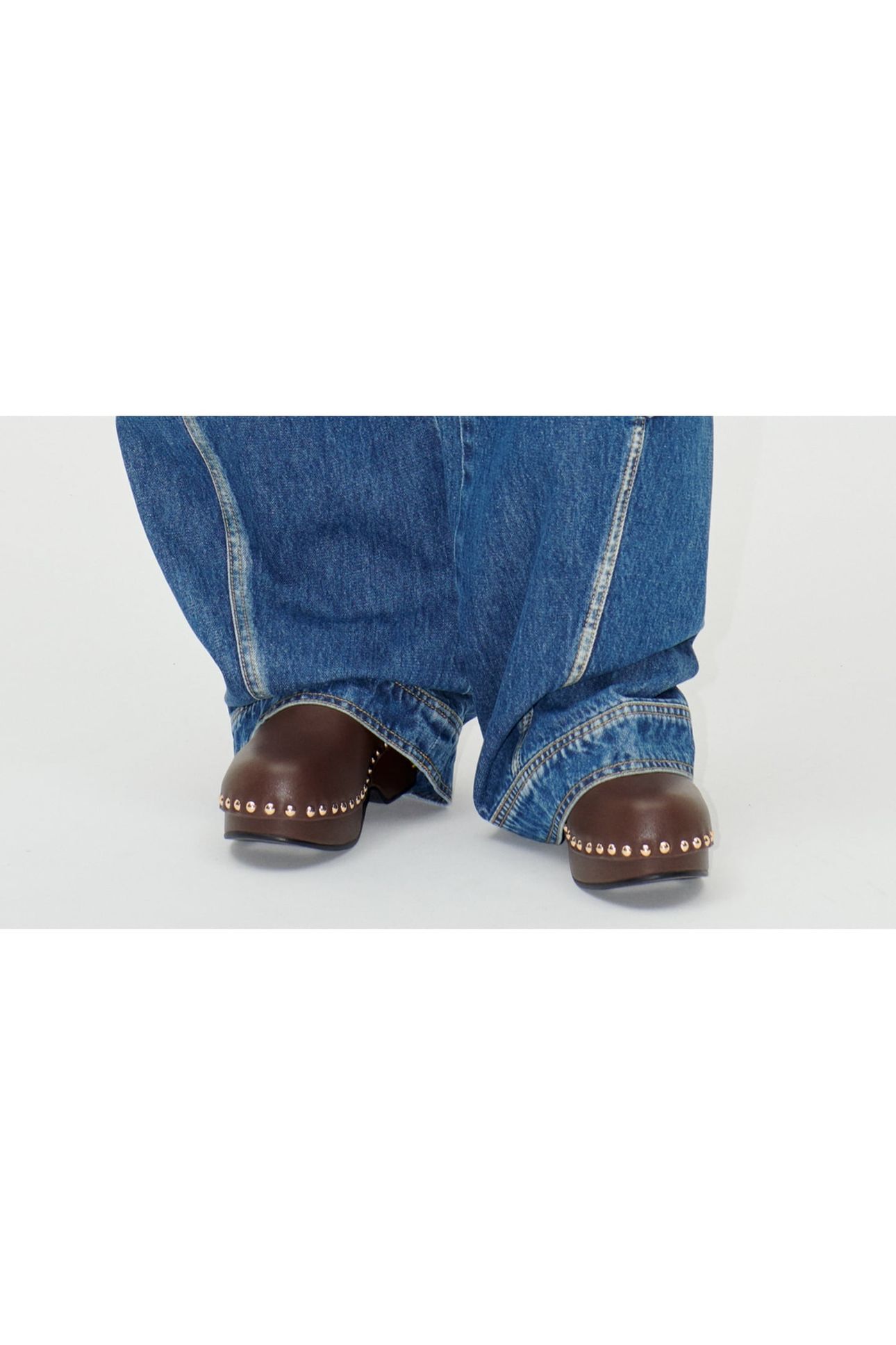STOCKHOLM CLOG MULE CHOCOLATE 2
