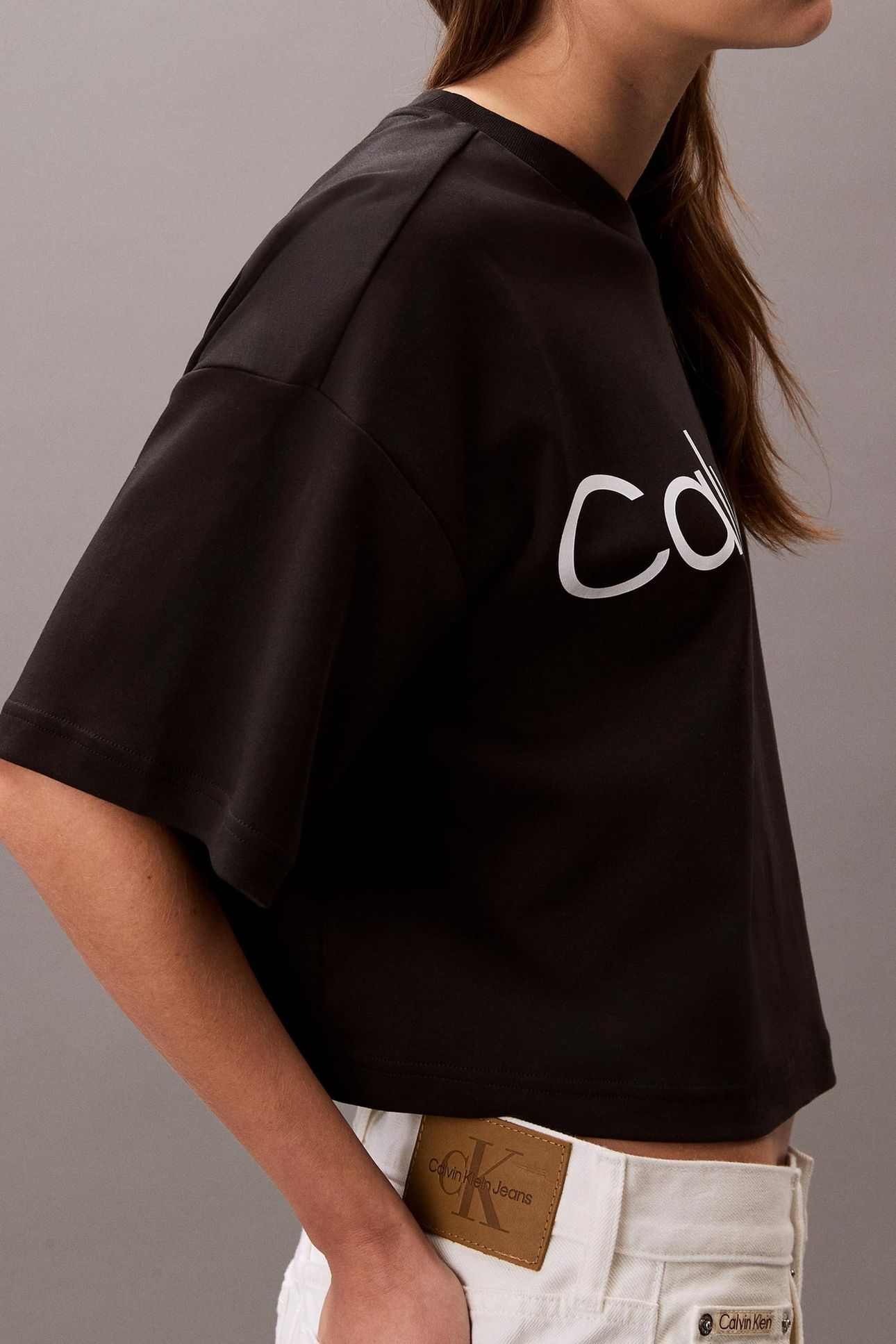 SS BOXY LOGO GRAPHIC TEE BLACK 4