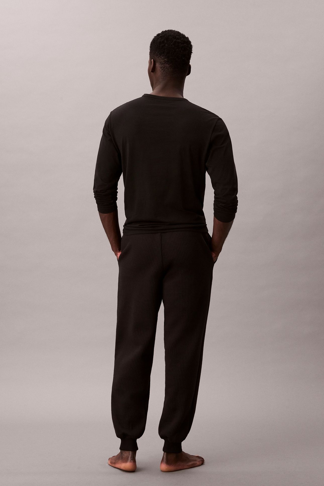 QUILTED JOGGER BLACK 2