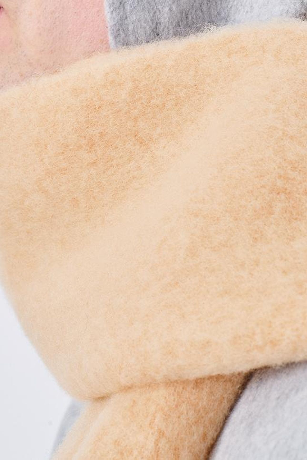 HIZLAW SCARF NUDE 6