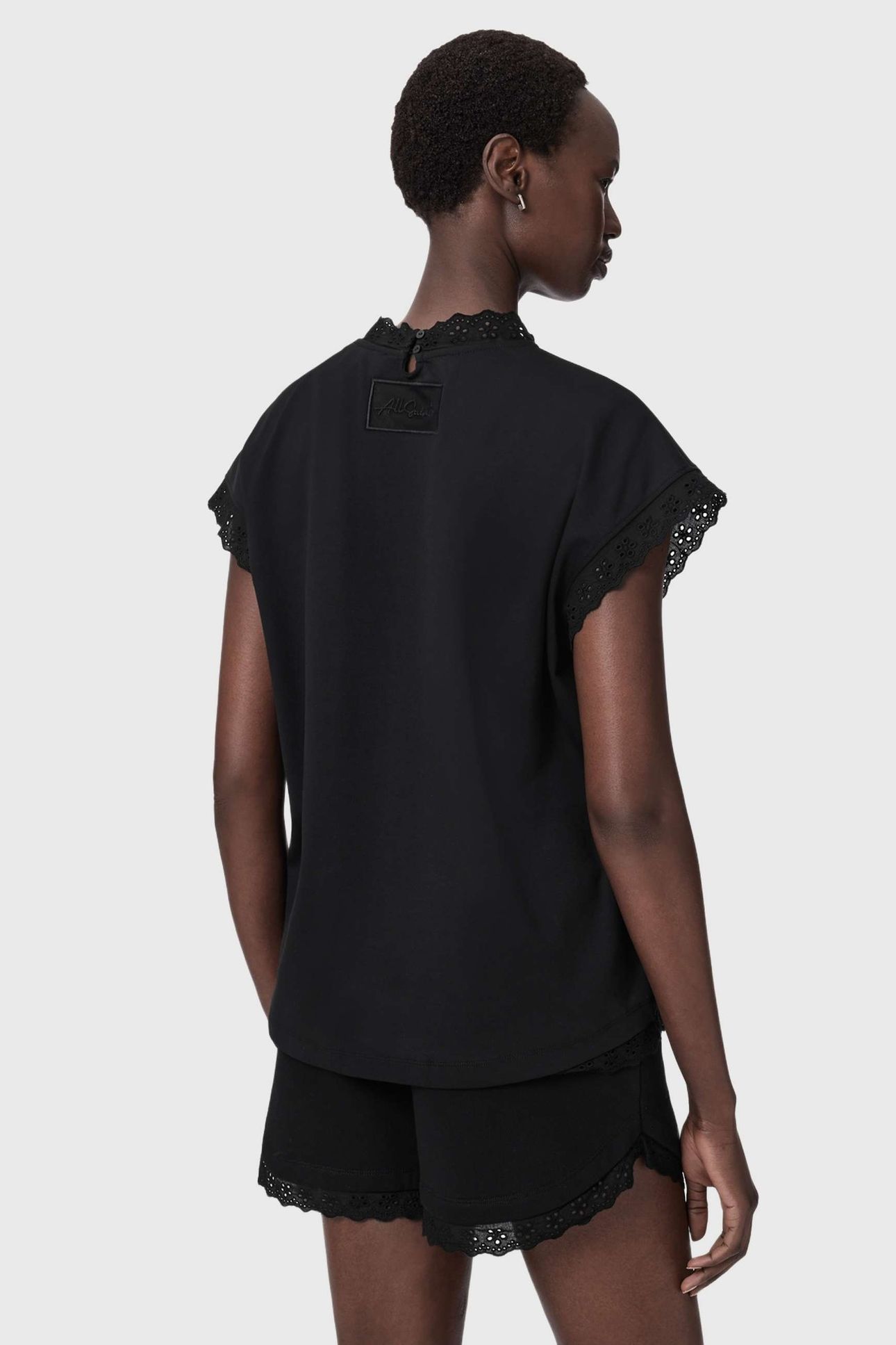 LELE LACE TANK BLACK 3