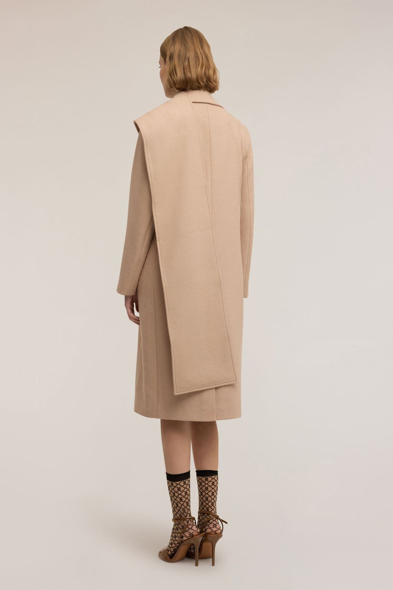 DOUBLE-BREASTED COAT WITH SCARF PATTERN BEIGE 3