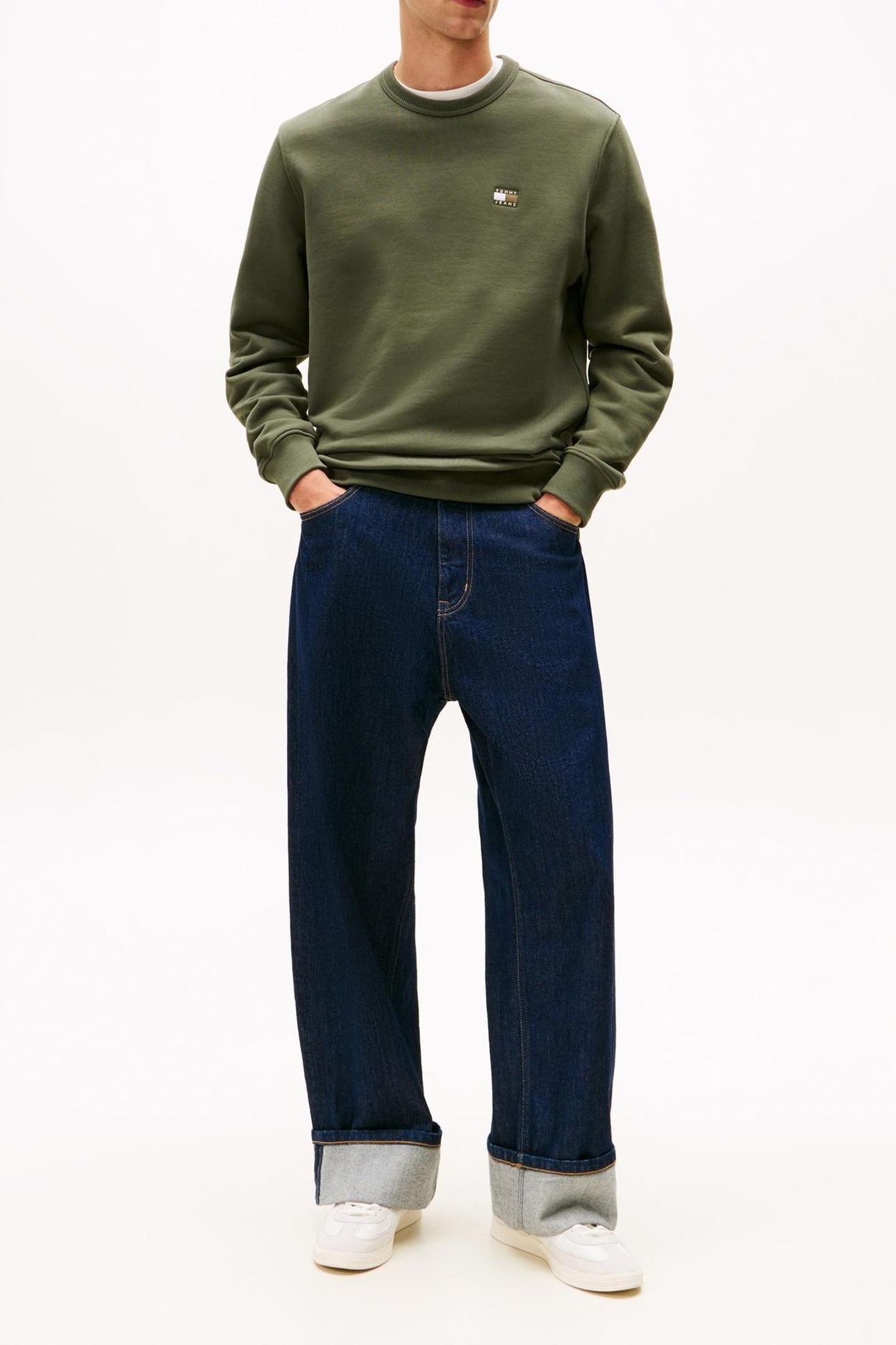 TJM REG BADGE CREW PEWTER GREEN TONAL 1