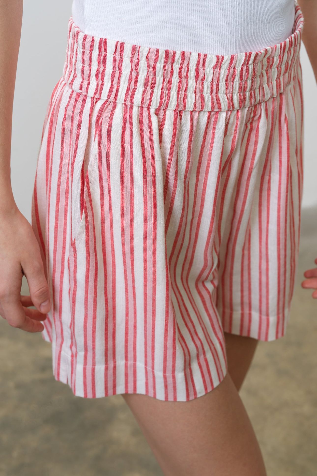 CHERYL LINEN BLEND SHORTS WATERMELON RED 1