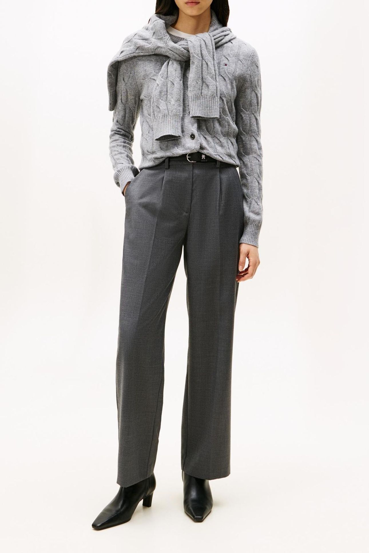 SOFT WOOL CABLE C-NECK MID GREY HEATHER 2