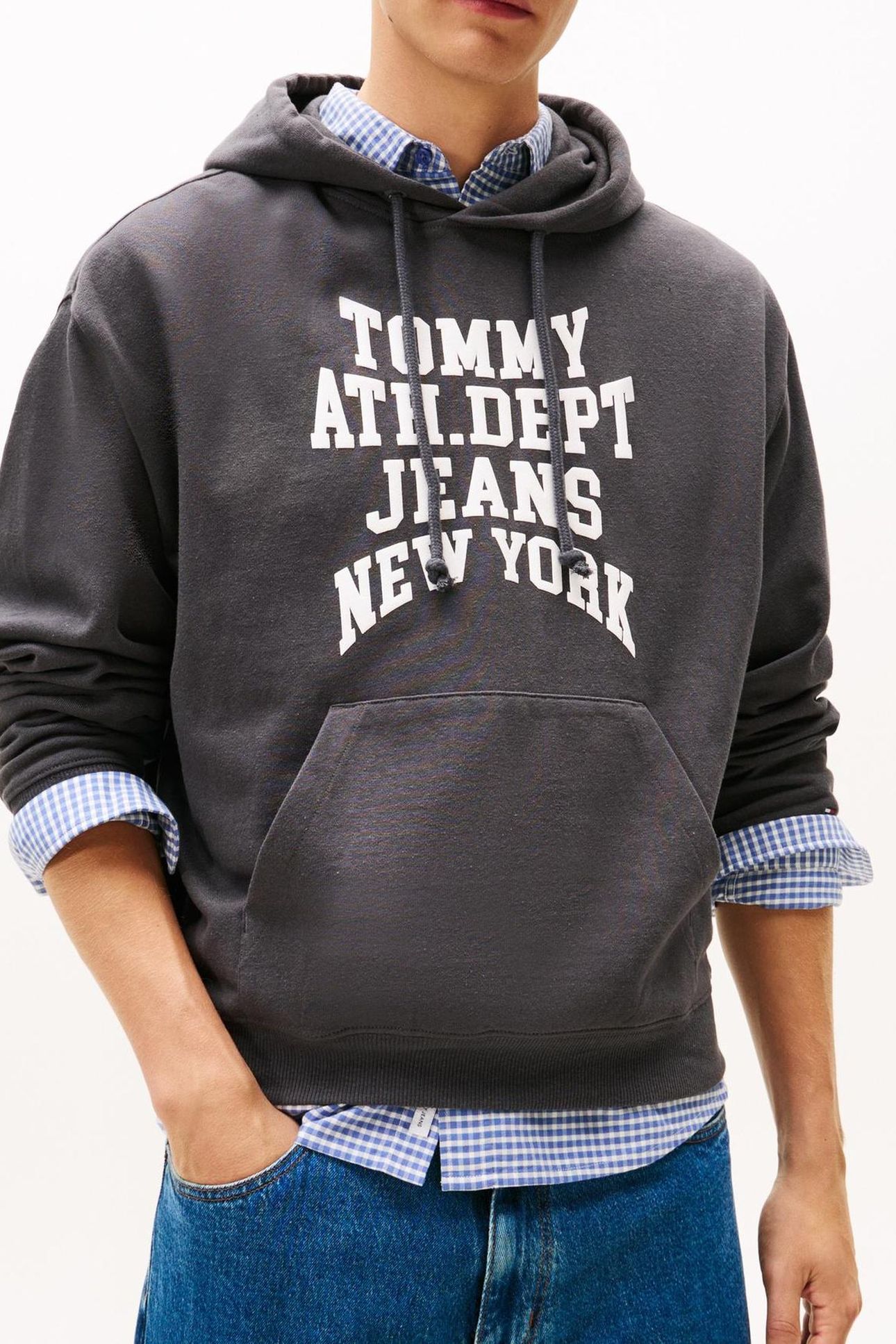 TJM 90S VARSITY HOODIE WASHED BLACK 1